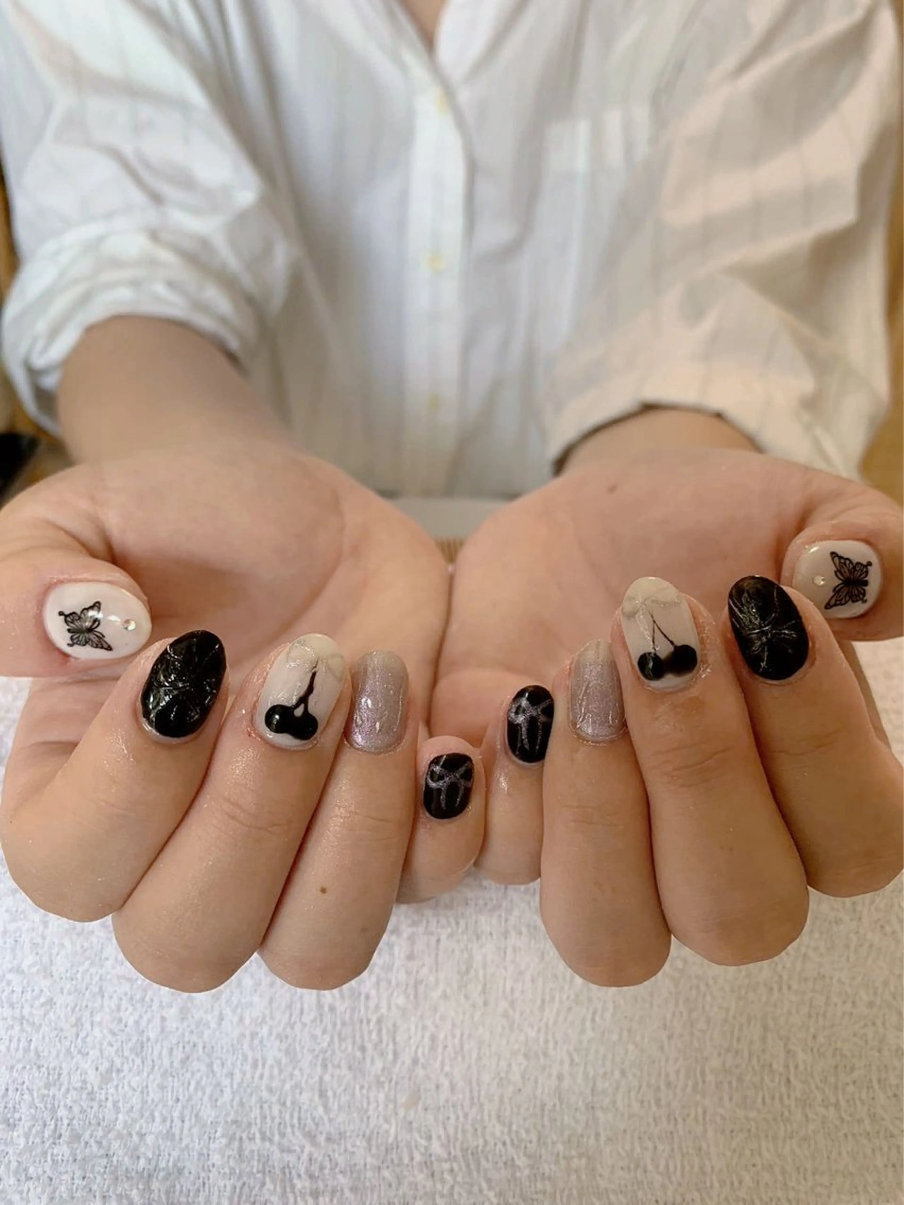 ネイル ハンドネイル しょう えんきんのネイルデザイン