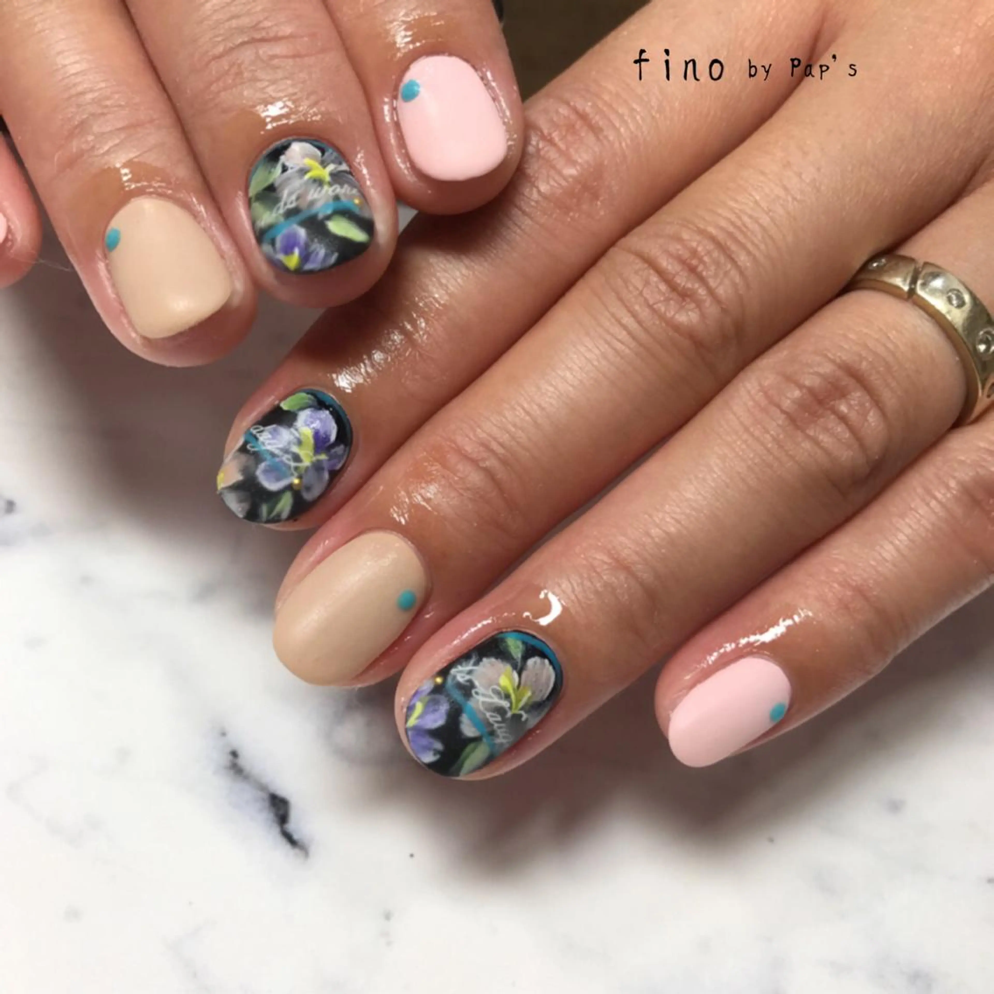 ネイル fino by Pap's所属・西畠 真由美のネイルデザイン