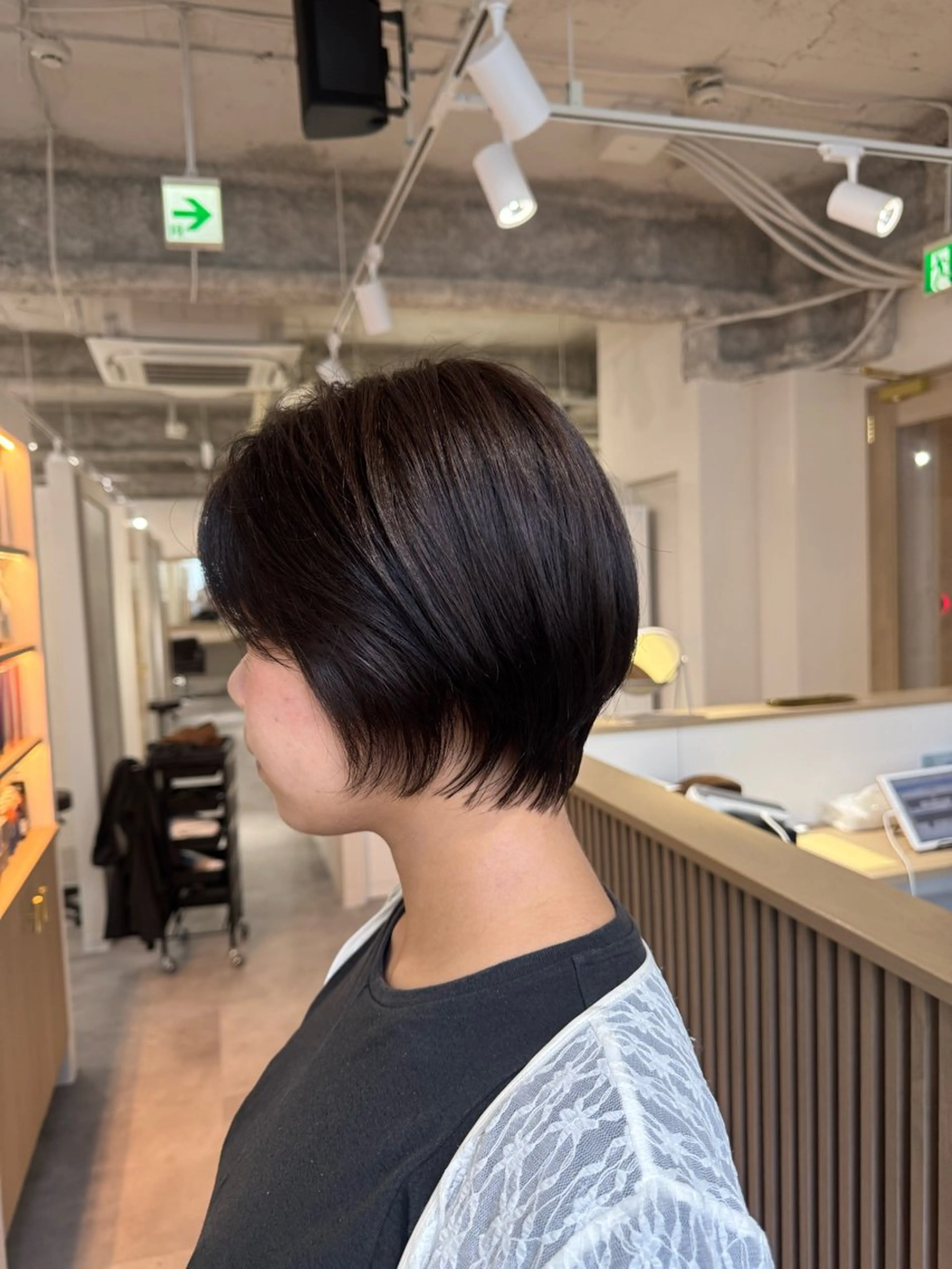 ショート カラー 🌬️attrait 髪質改善/個室サロンのヘアスタイル