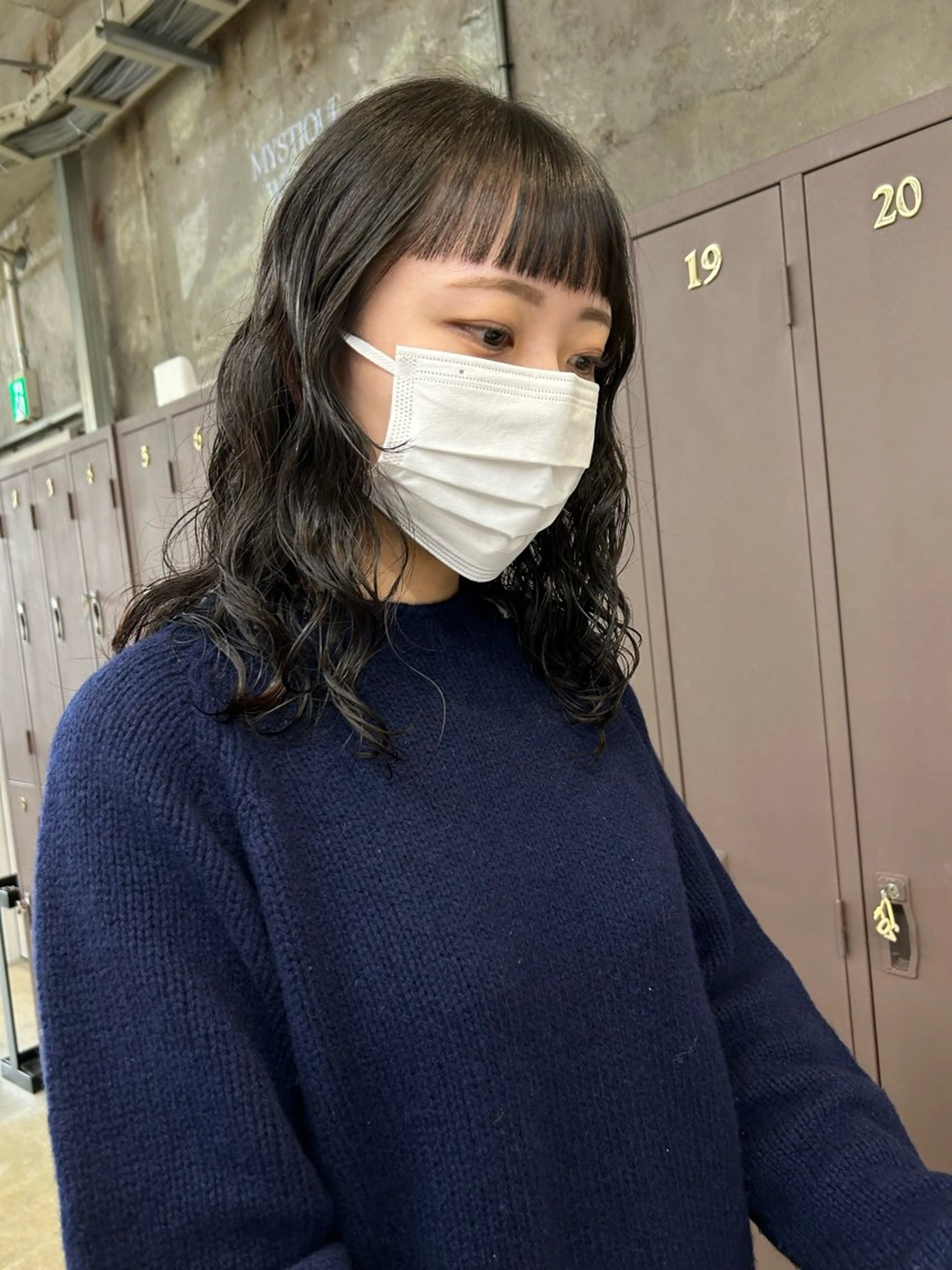 セミロング パーマ セミロングパーマ オン眉 カット パーマ 小川真歩/パーマ /暖色オリーブのヘアスタイル