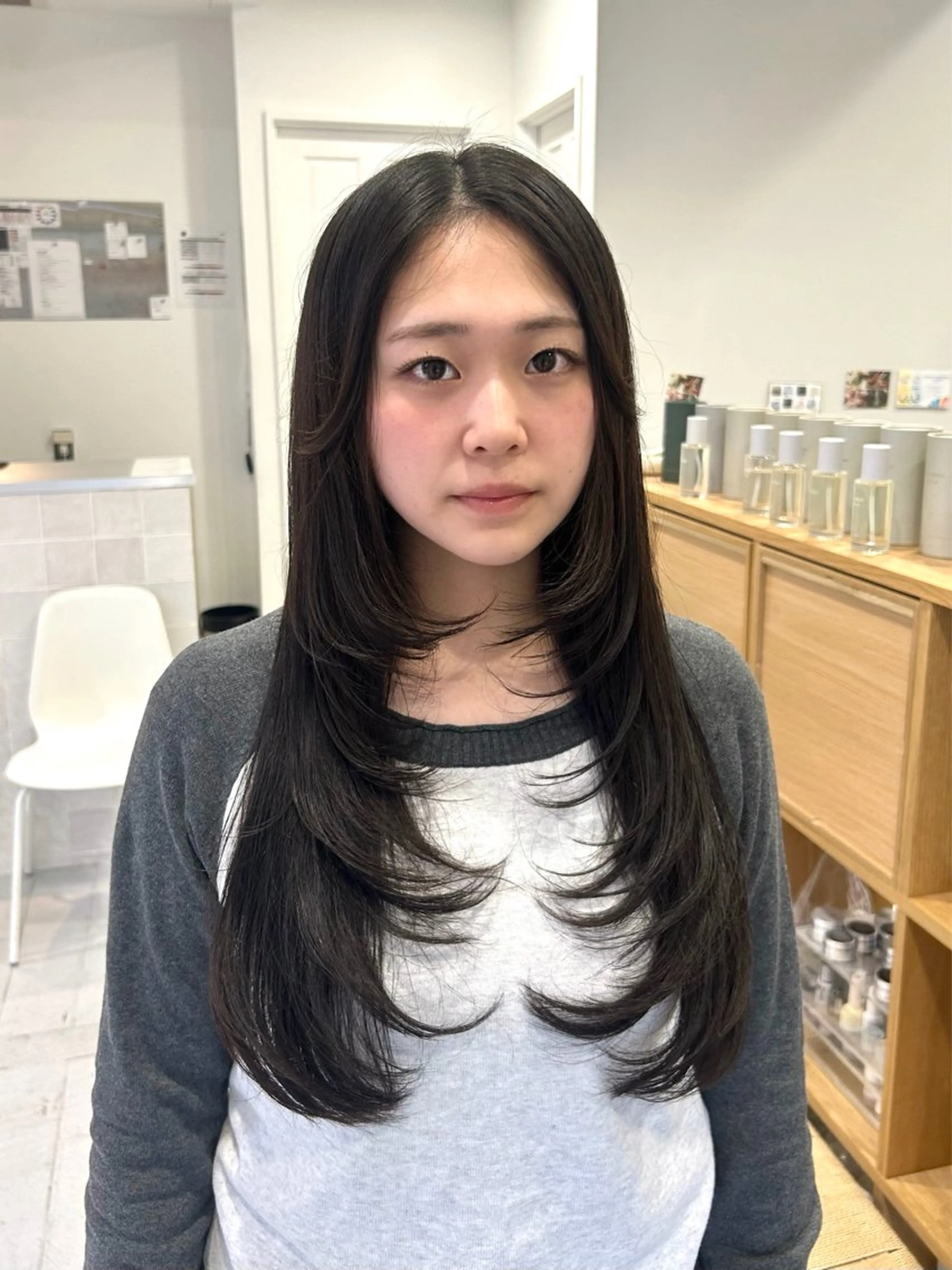 ロング カット 韓国ヘア ‎⟡.·KANA🐥のヘアスタイル