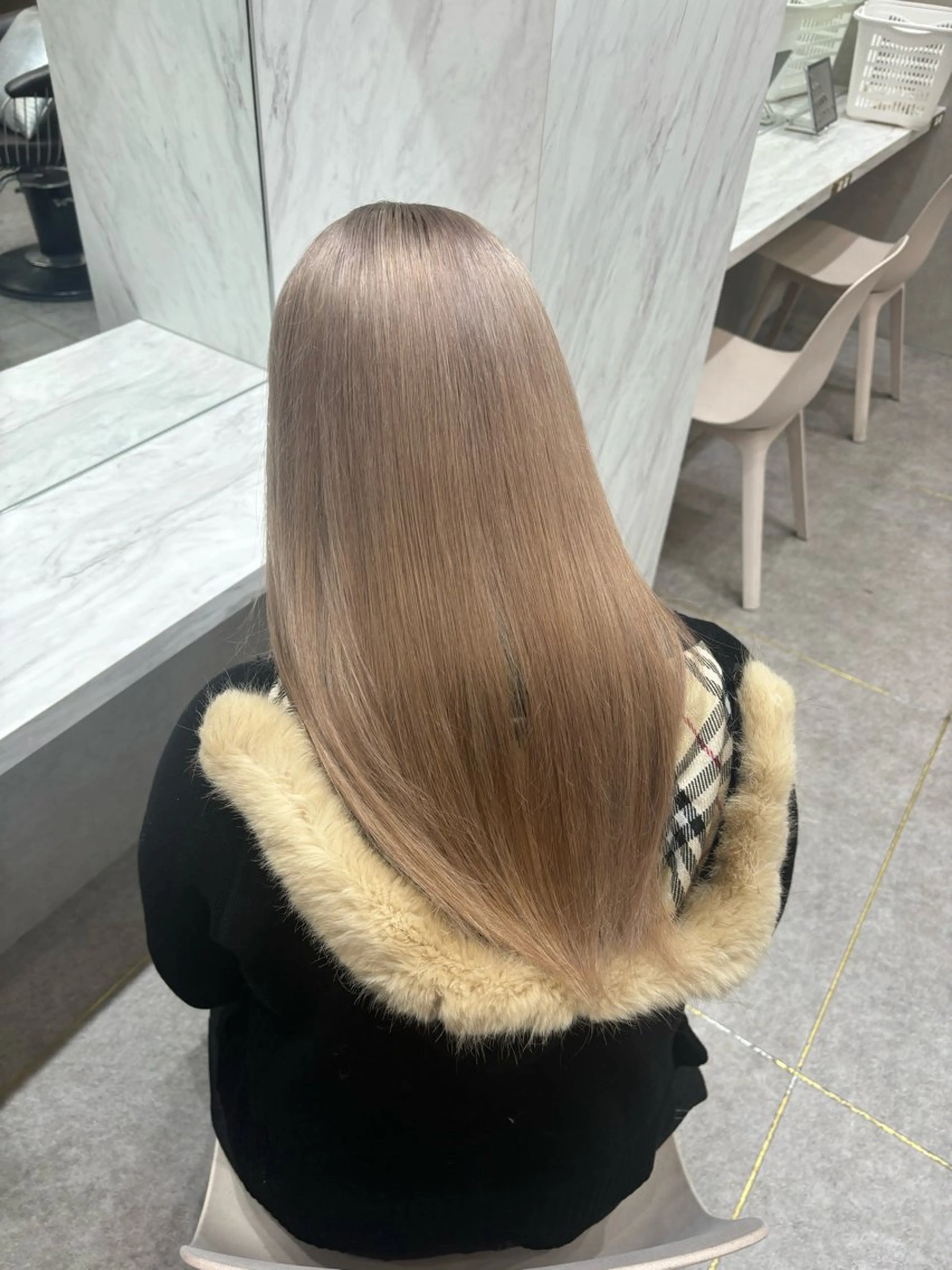 ロング カラー ハイトーンカラー シルバー 髪質改善 トリートメント ブロンド/ベージュ系 /🪽そうま🪽のヘアスタイル