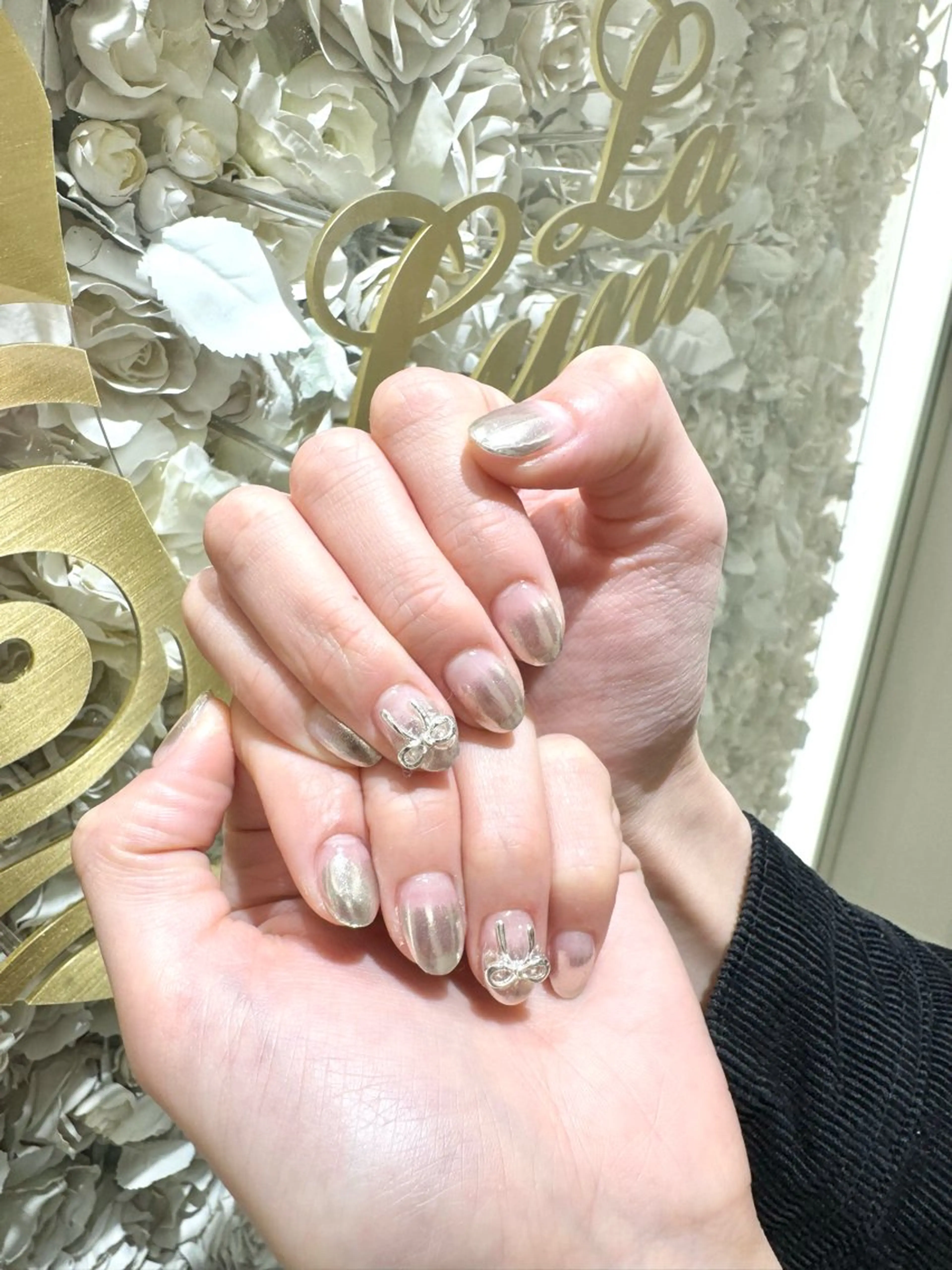 ネイル ミラーネイル シルバー ハンドネイル La Luna アヤカのネイルデザイン