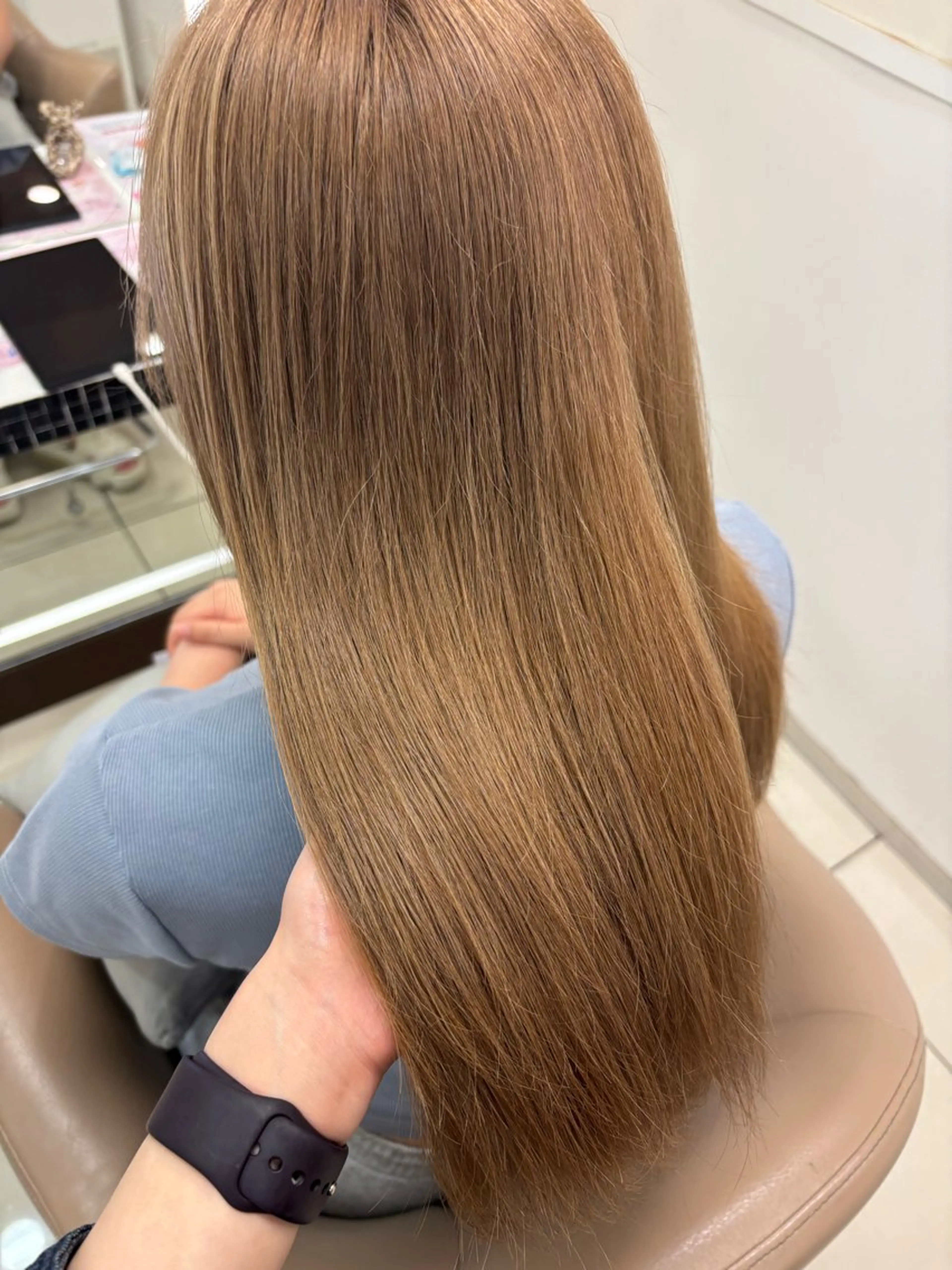 セミロング カラー ヘアカラー 羽エクステ/シール エクステ/横浜駅5分のヘアスタイル