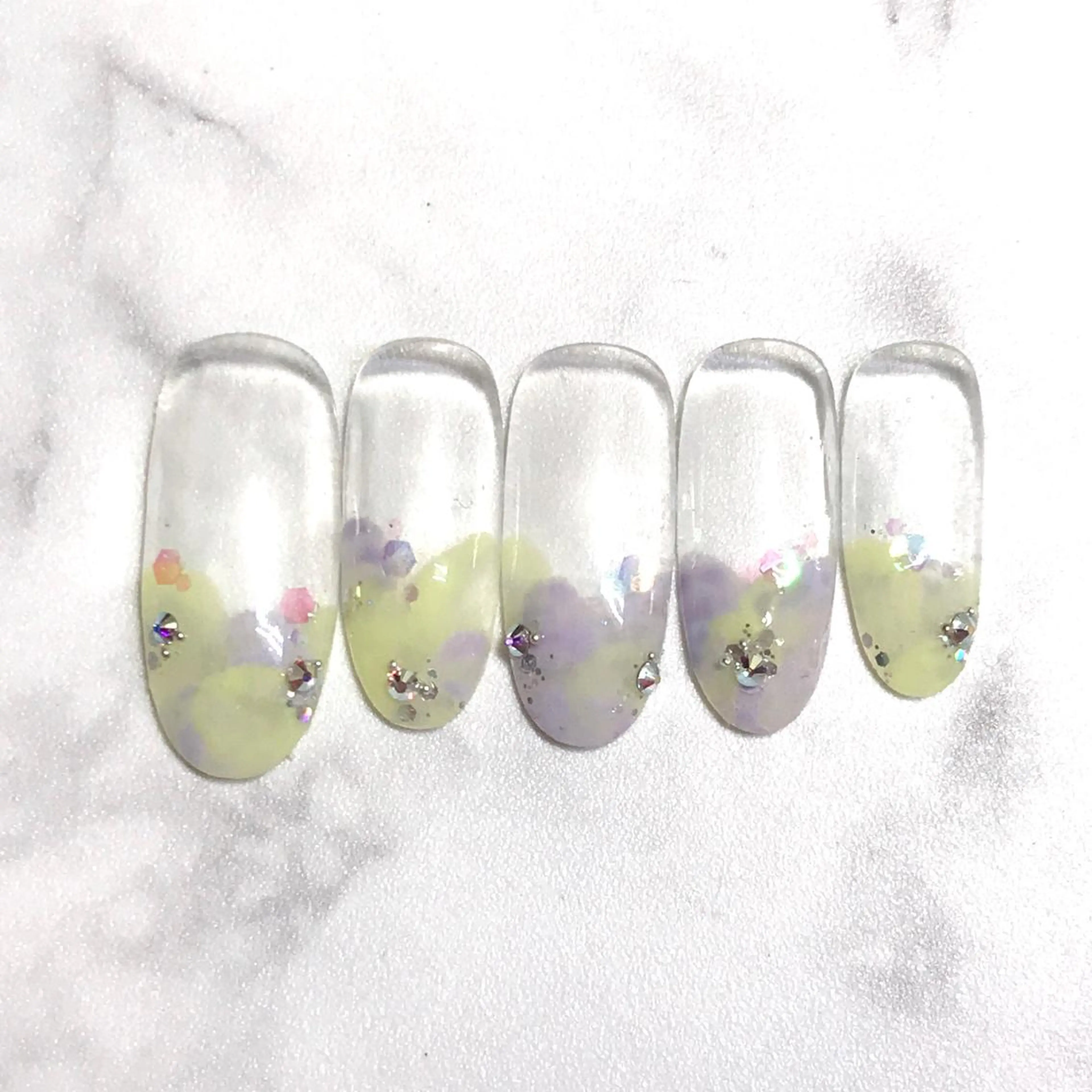 ネイル フラワーネイル ニュアンスネイル ステラ marikominoのネイルデザイン