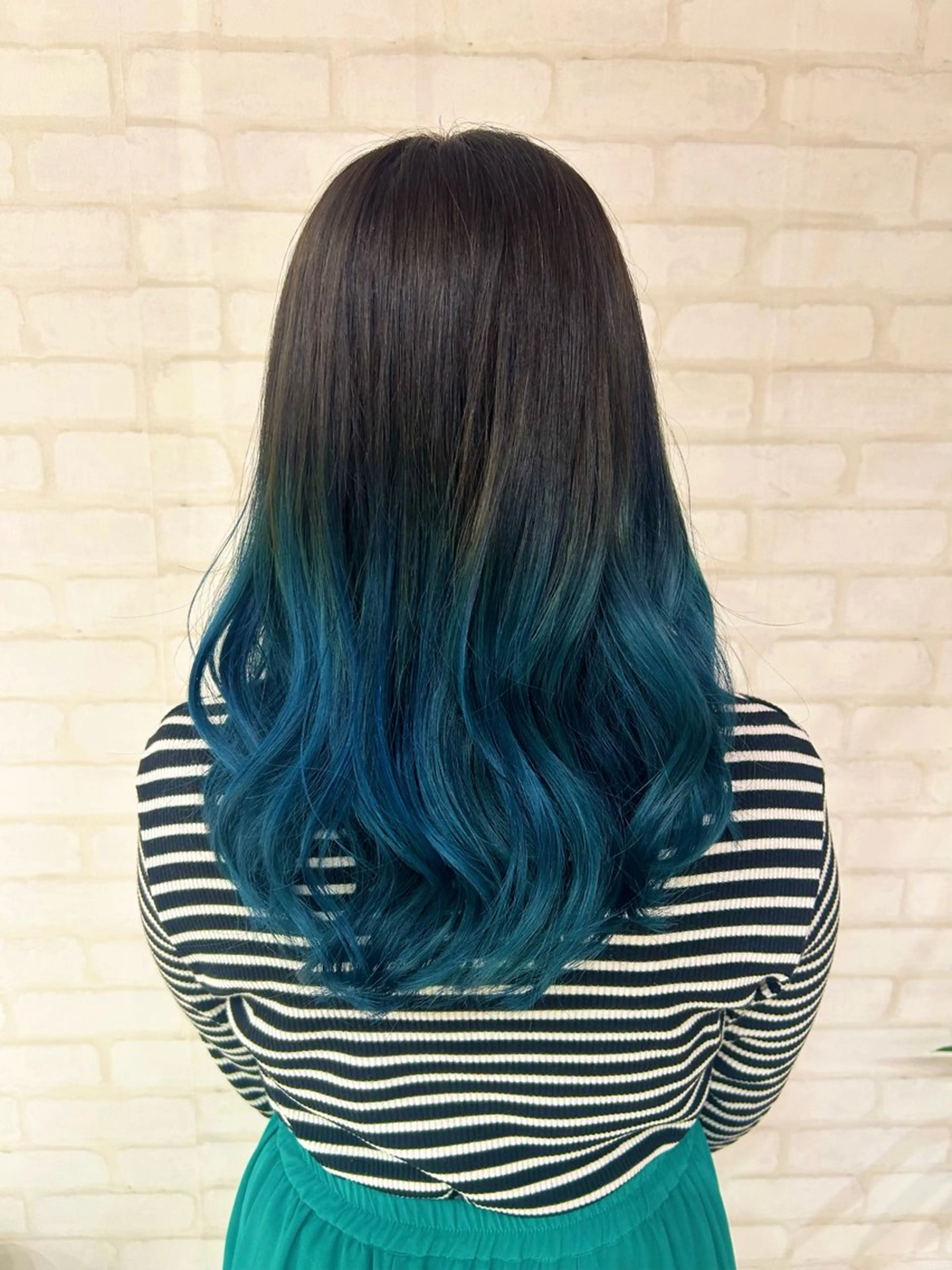 ロング ヘアカラー 中川 拓弥のヘアスタイル