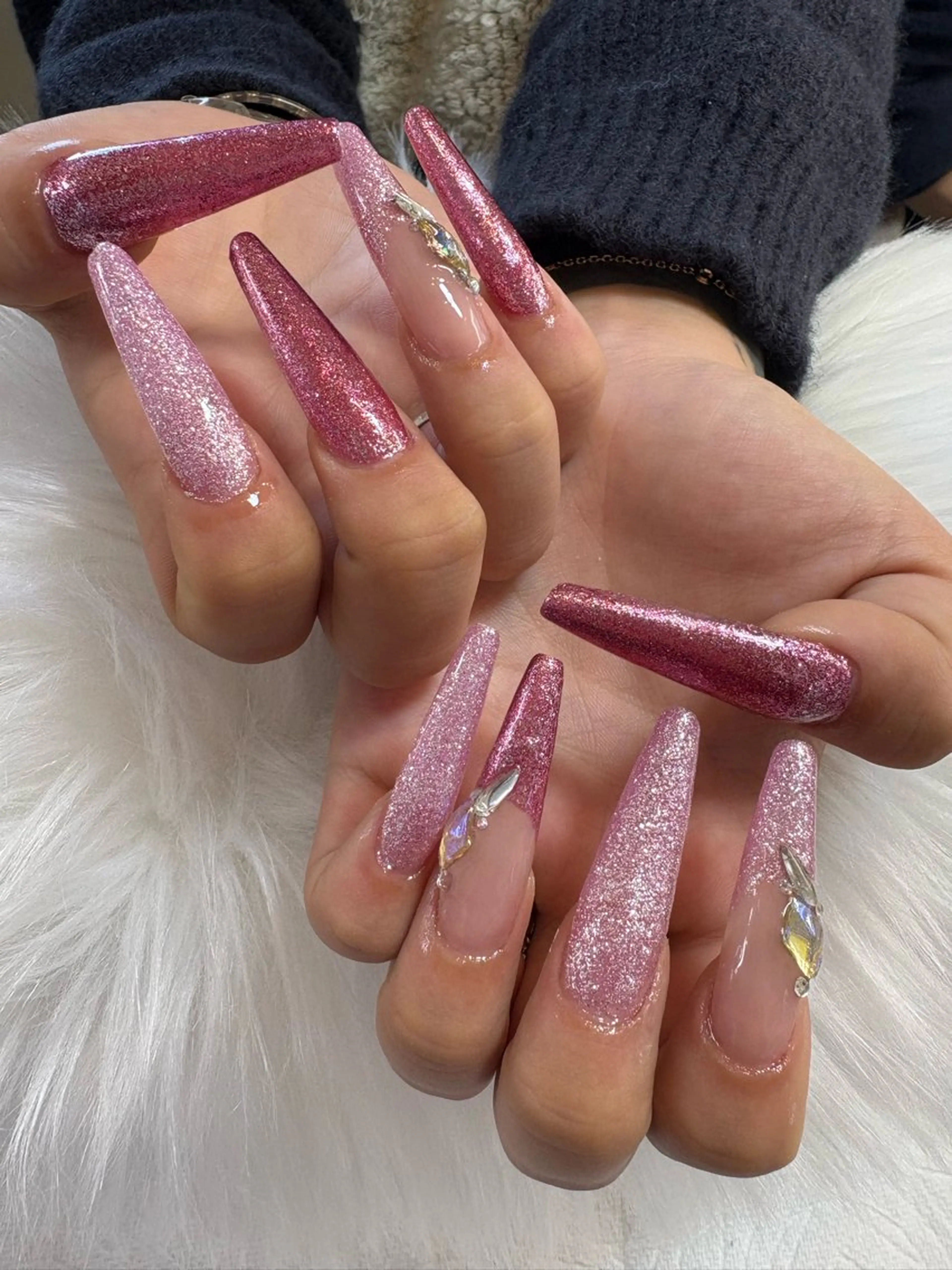 ネイル ロングネイル ピンク スカルプネイル おうちサロン by maururuのネイルデザイン