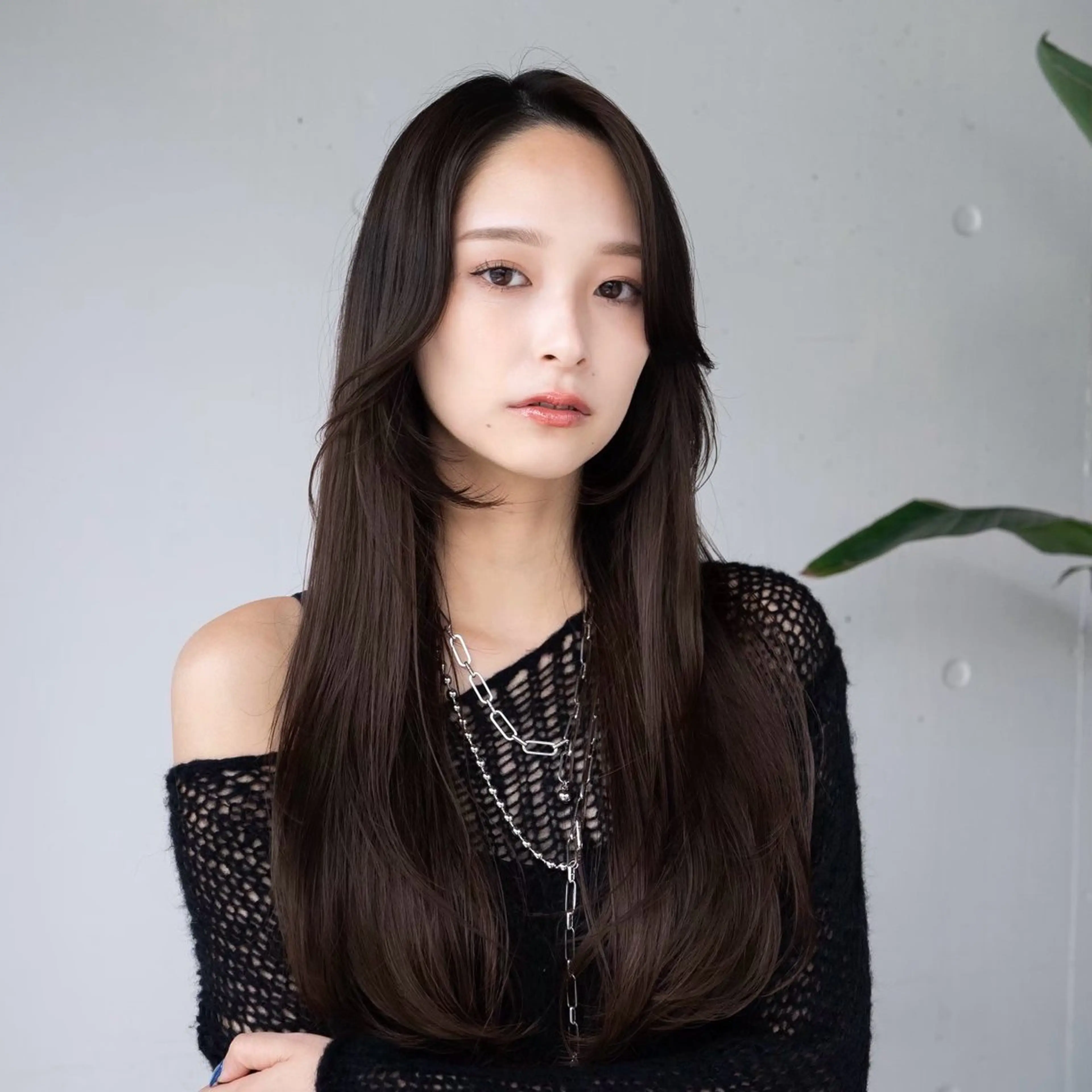 ロング カラー 透明感カラー オレンジ ヘアカラー トリートメント AIN.ANLY 明治神宮前所属・ムツキ/品のある 艶カラー/縮毛矯正のヘアスタイル