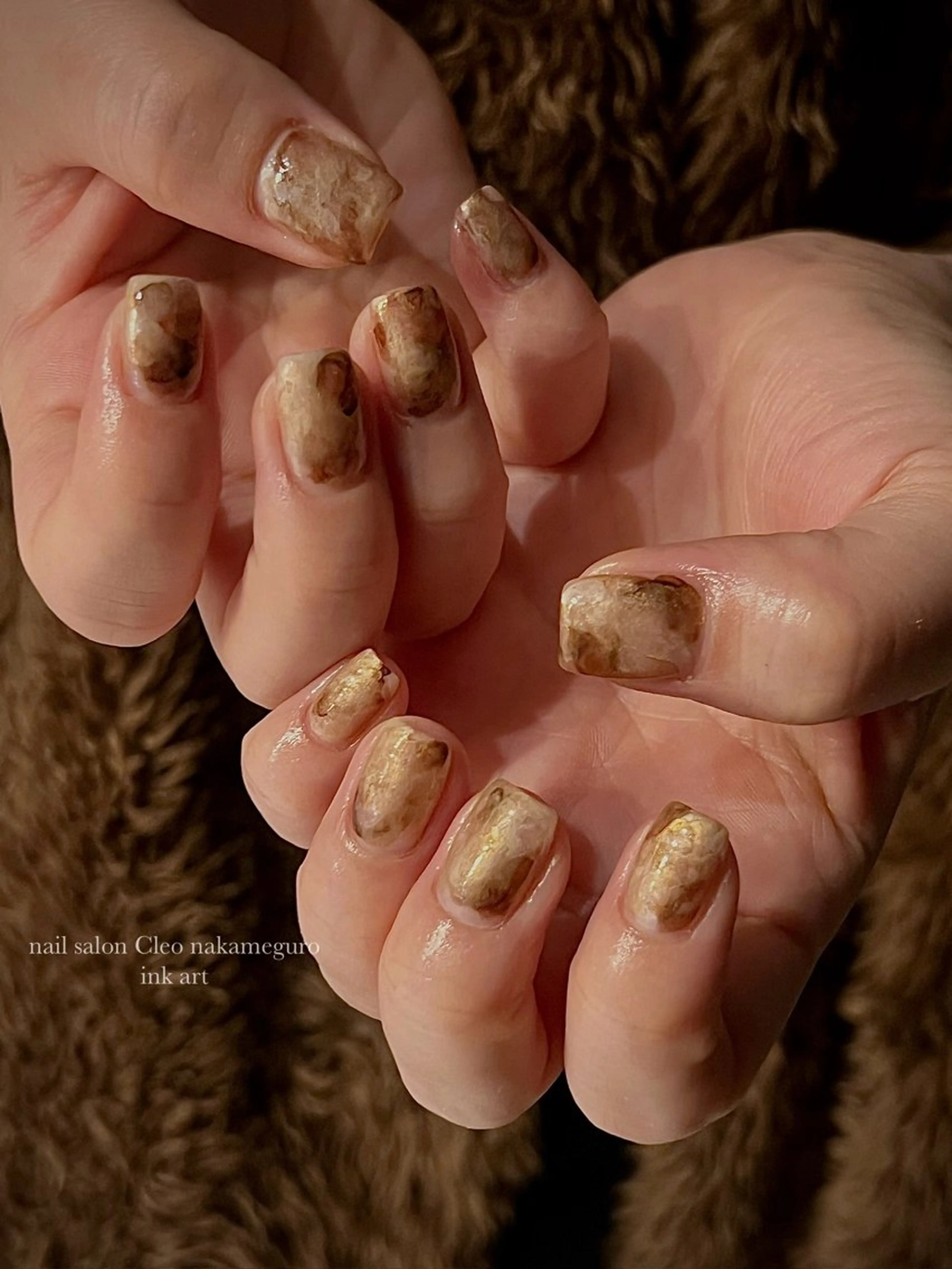 ネイル アートネイル オーロラネイル べっ甲ネイル ブルー ブラウン Cleo中目黒店 Hinahoのネイルデザイン