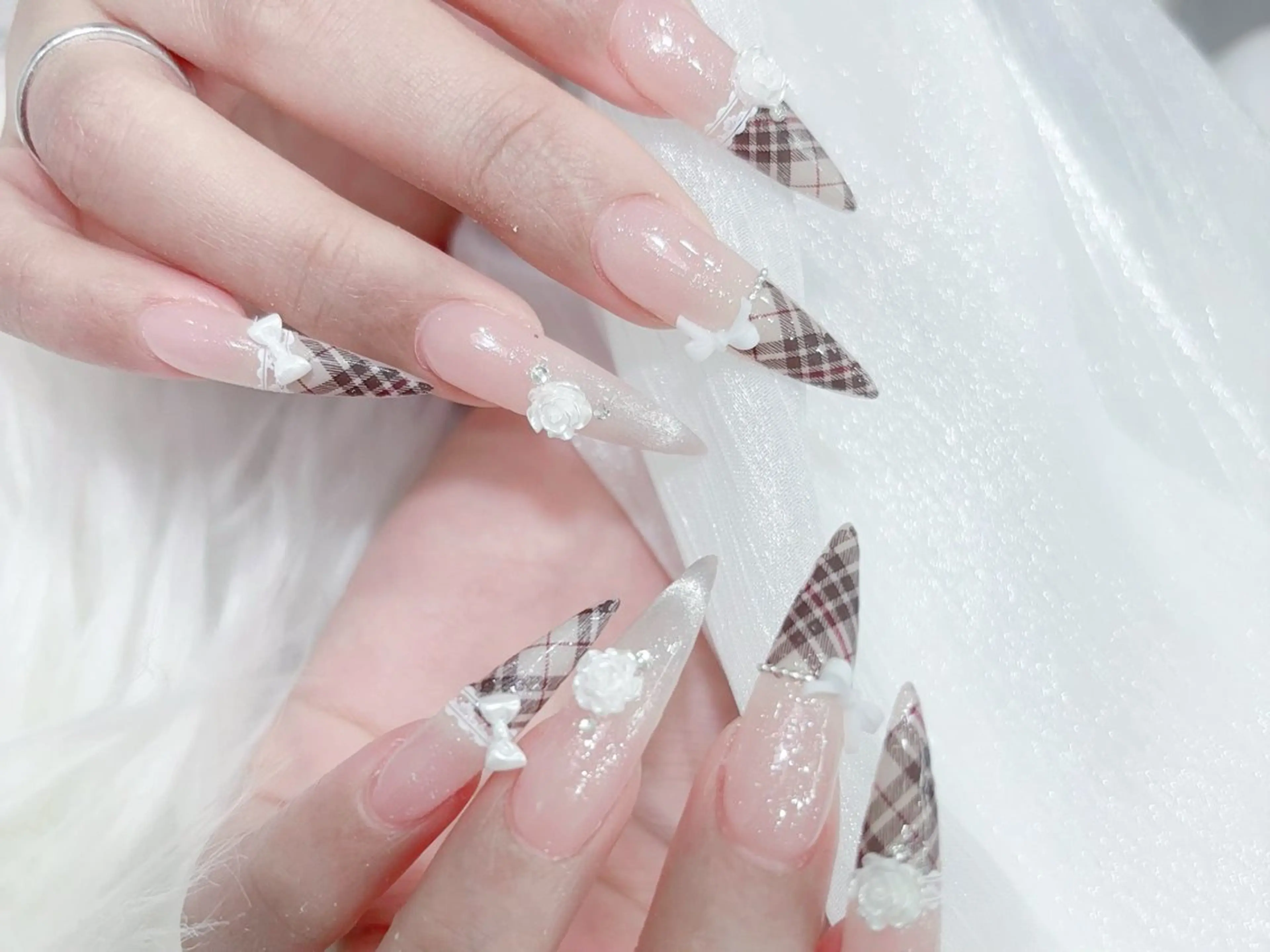 ネイル 成人式 大理石ネイル(マーブル) リボン 夏ネイル ネイルチップ ハンドネイル MoMoA Nail ネイル長さ出し専門店のネイルデザイン