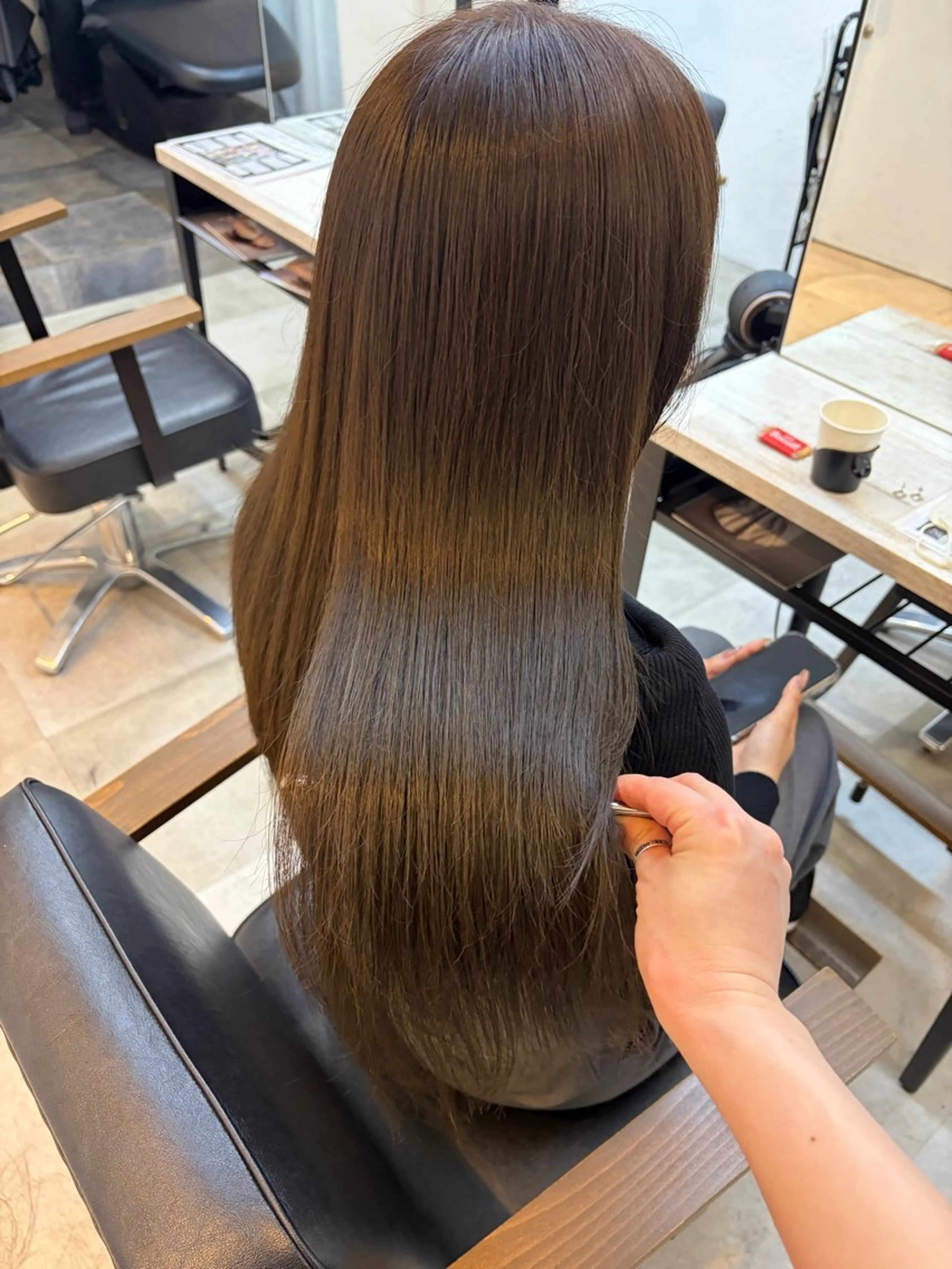 セミロング カラー 🥀韓国ヘア🥀 宮津真菜のヘアスタイル