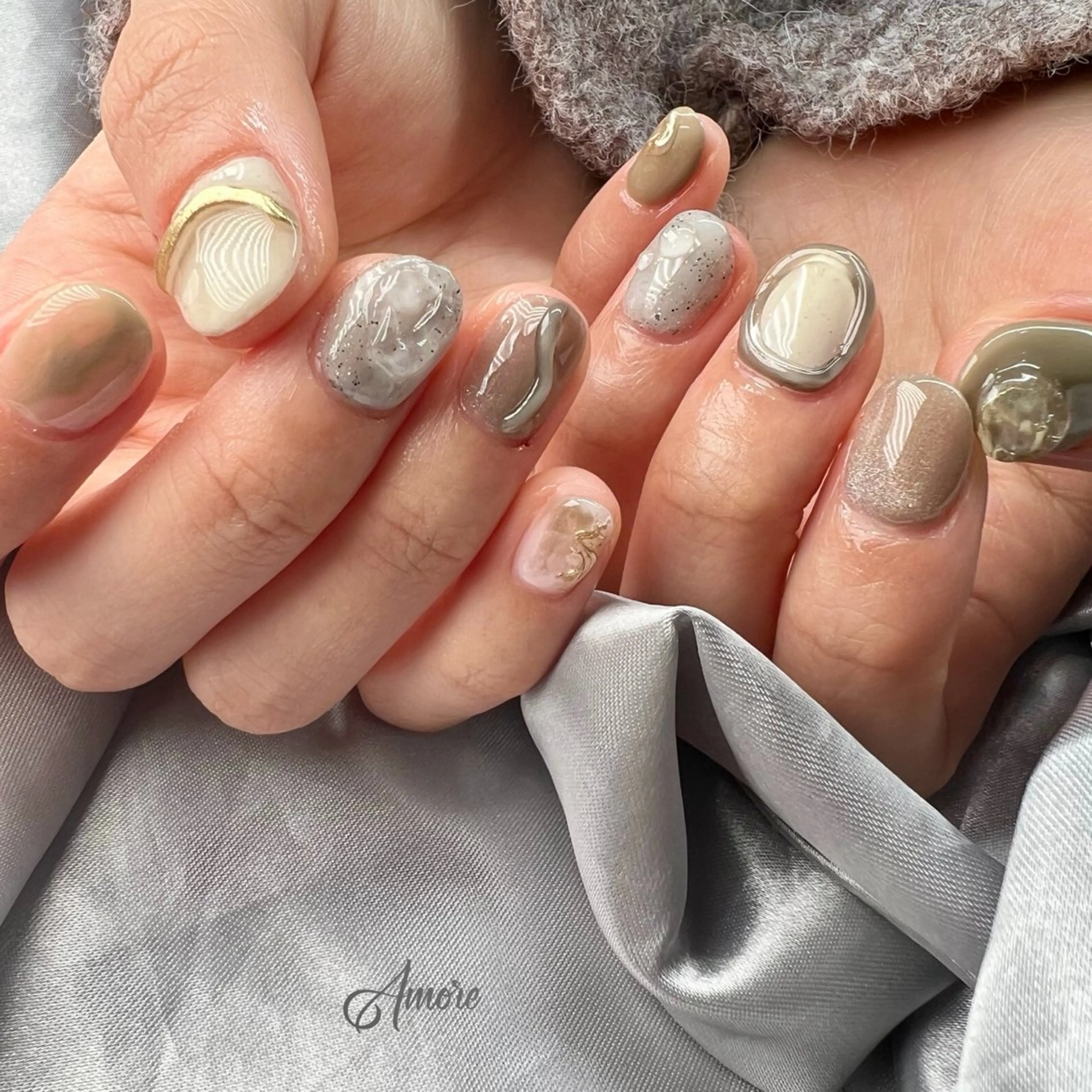 ネイル ジェルネイル キラキラネイル 韓国ネイル パラジェル 冬ネイル You kyehwaのネイルデザイン