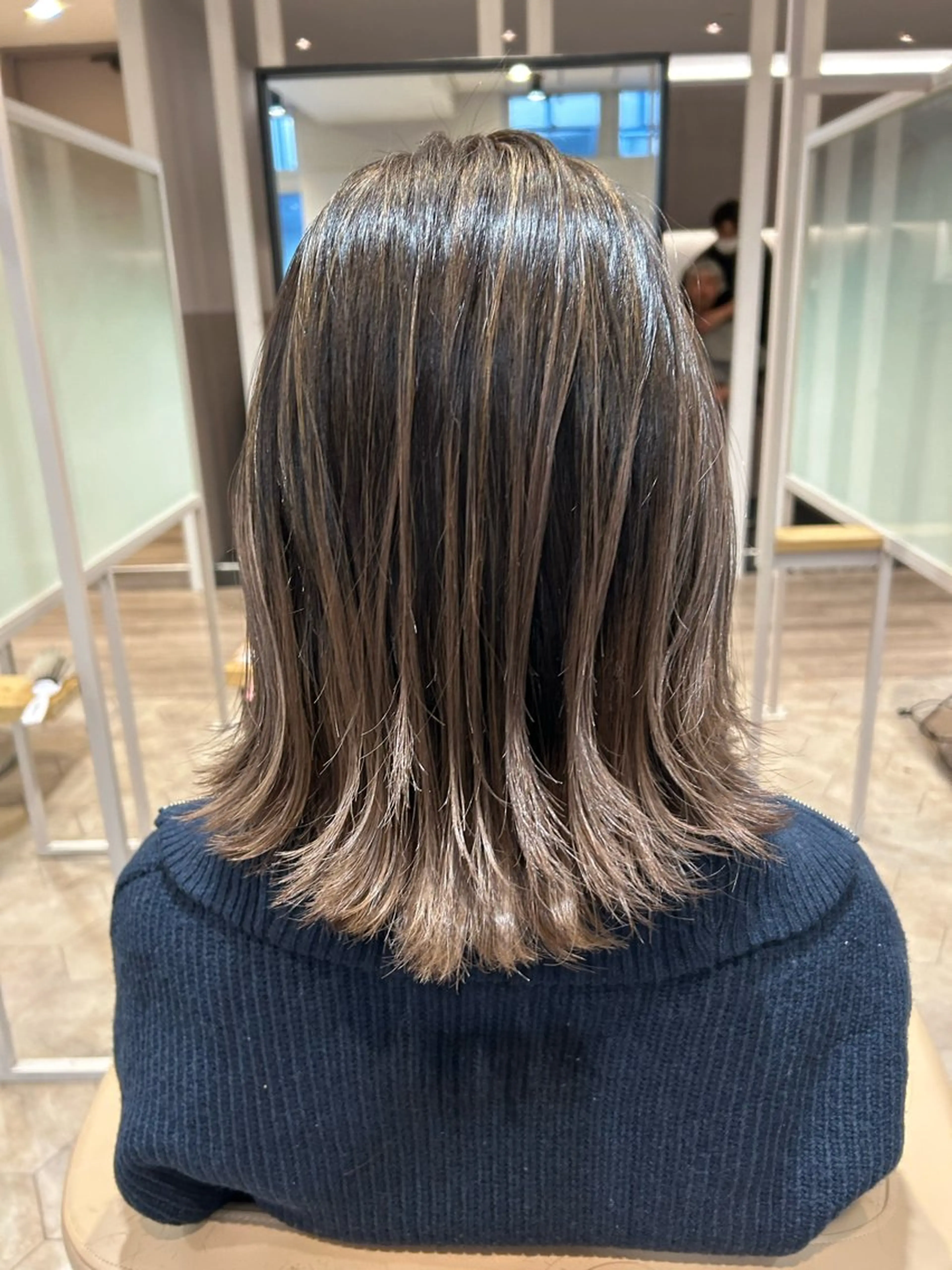 カラー 野村 ゆいのヘアスタイル