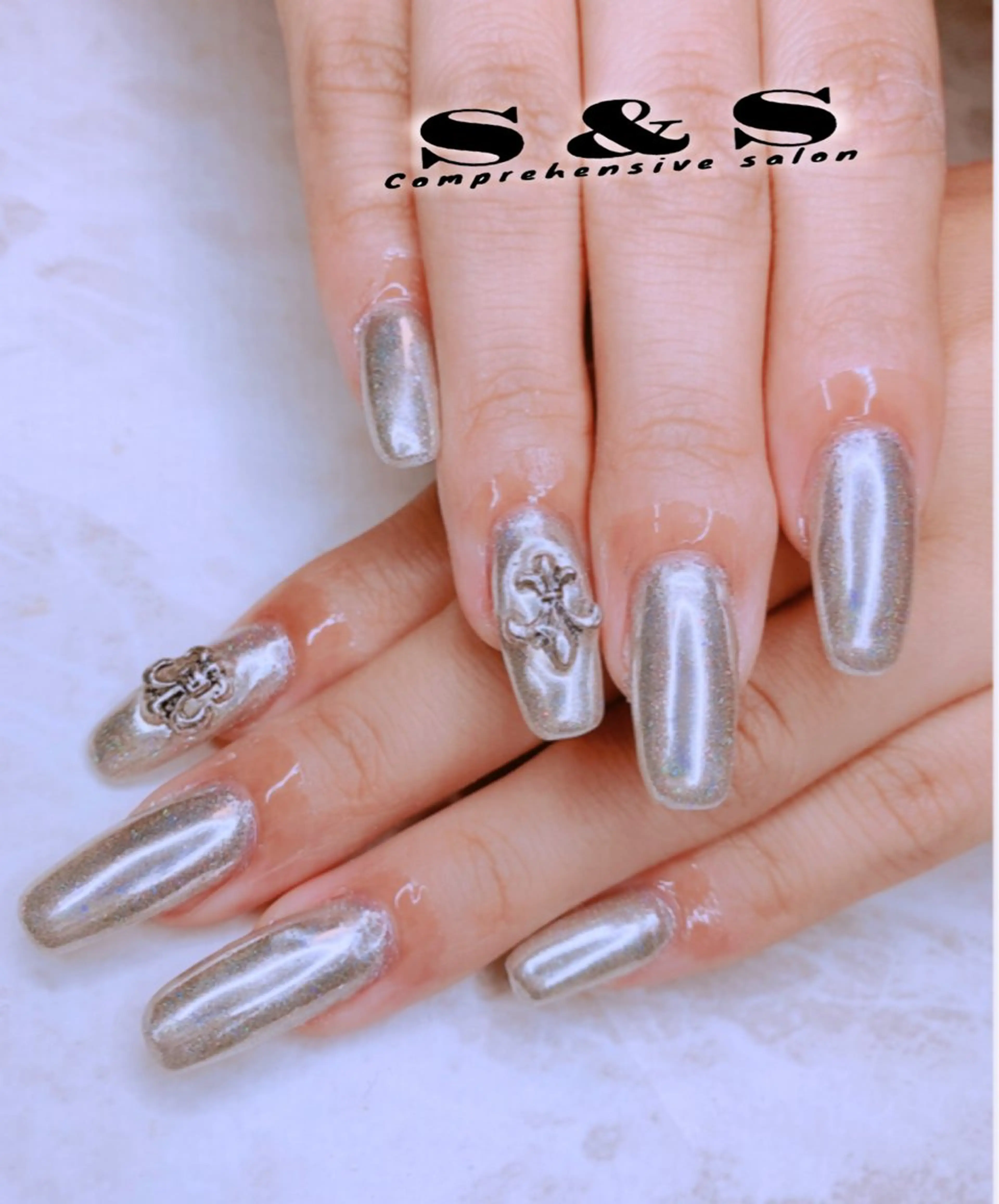 ネイル 長さ出し メンズネイル 持ち込み スカルプネイル S&S 村田小百合のネイルデザイン