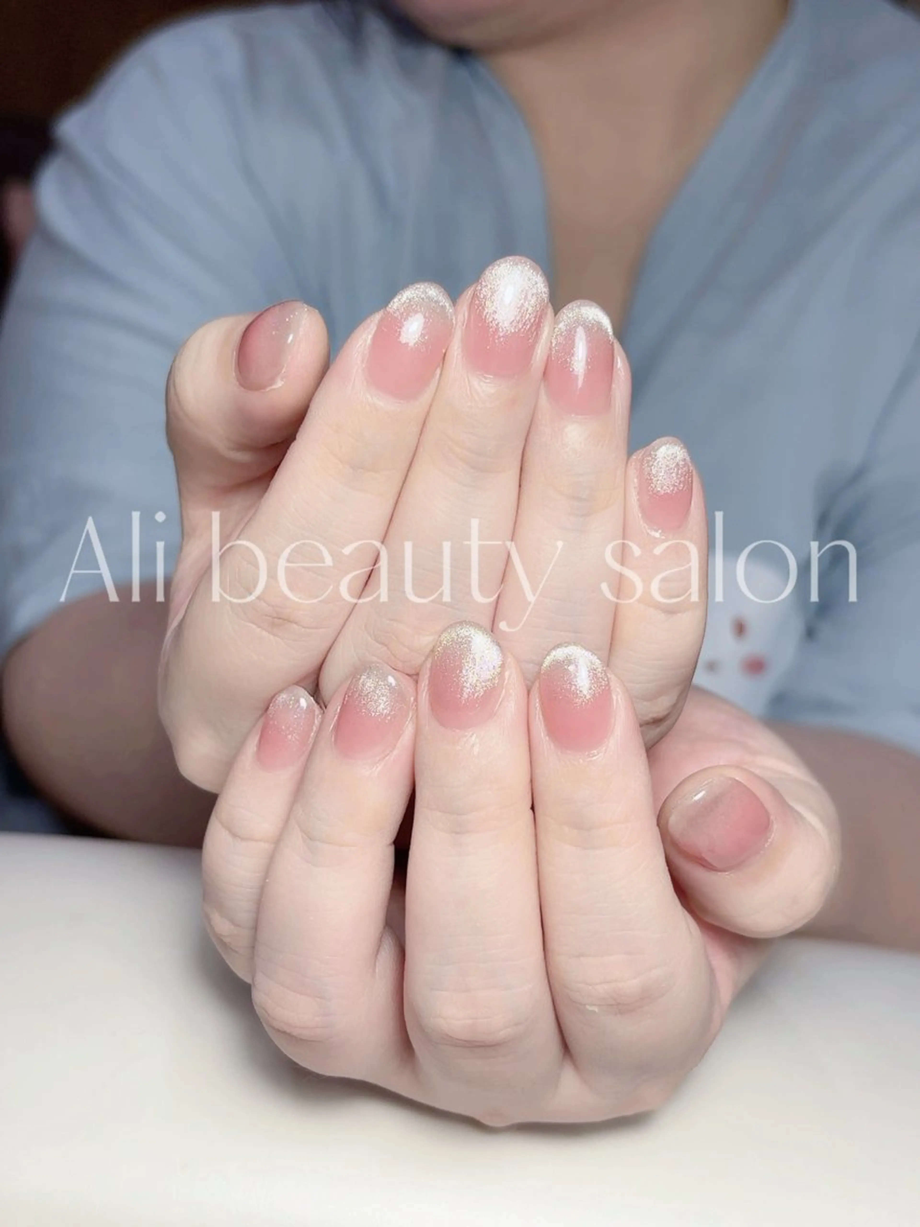 ネイル グラデーション マグネットネイル シンプルネイル ハンドネイル Ali 新小岩 ネイル専門のネイルデザイン