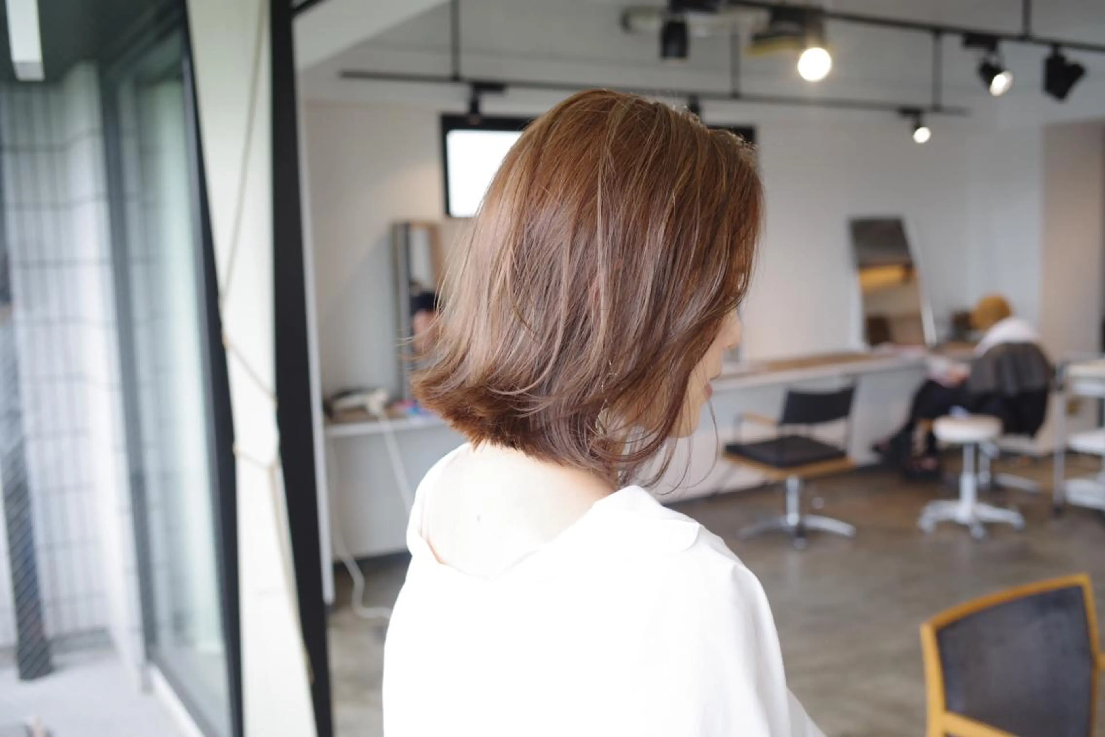 ミディアム etore 矢場町 南沙希のヘアスタイル