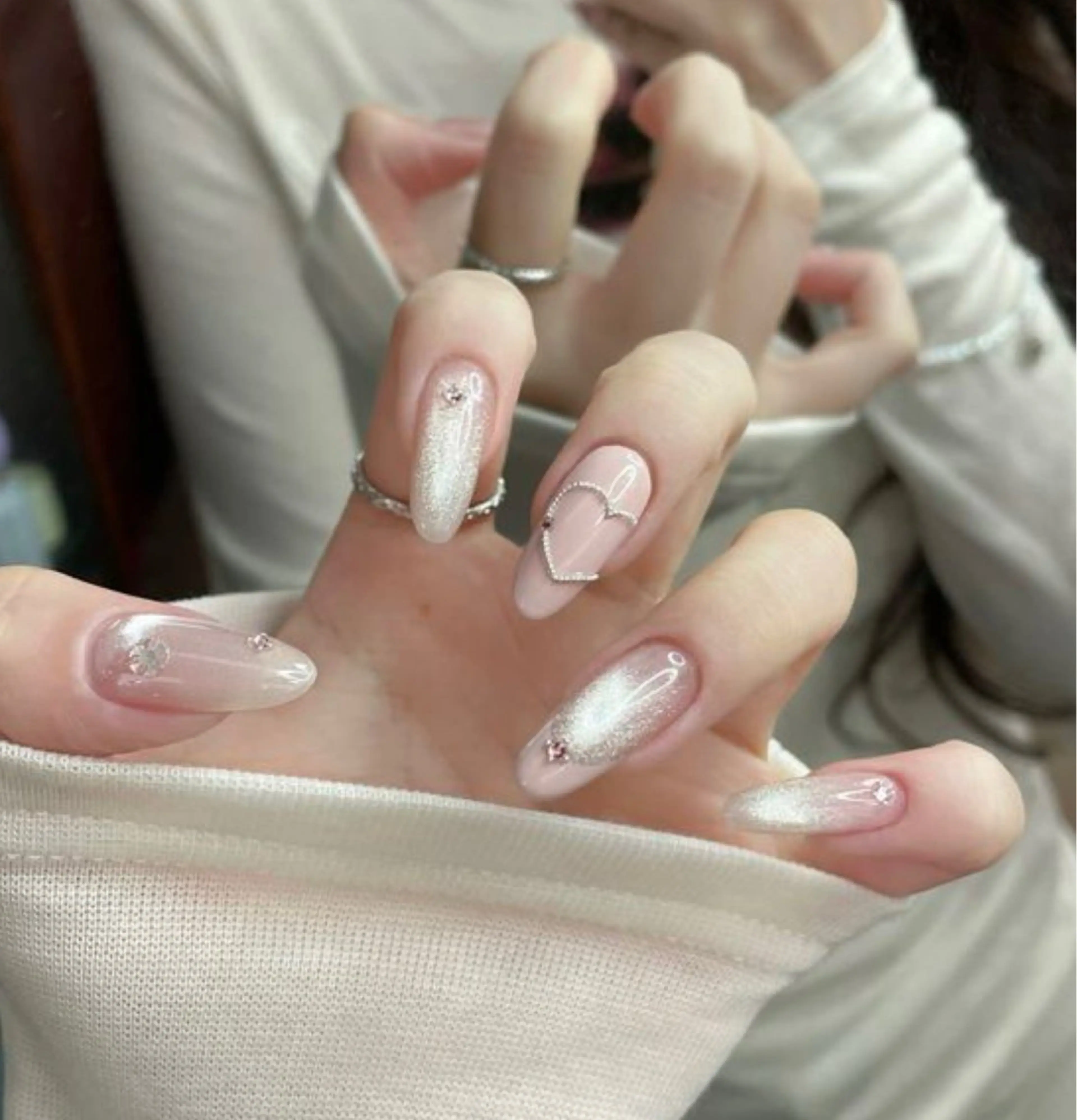 ネイル 韓国ネイル 持ち込み ニュアンスネイル ネイルチップ ハンドネイル Tini ANA.CHUOのネイルデザイン