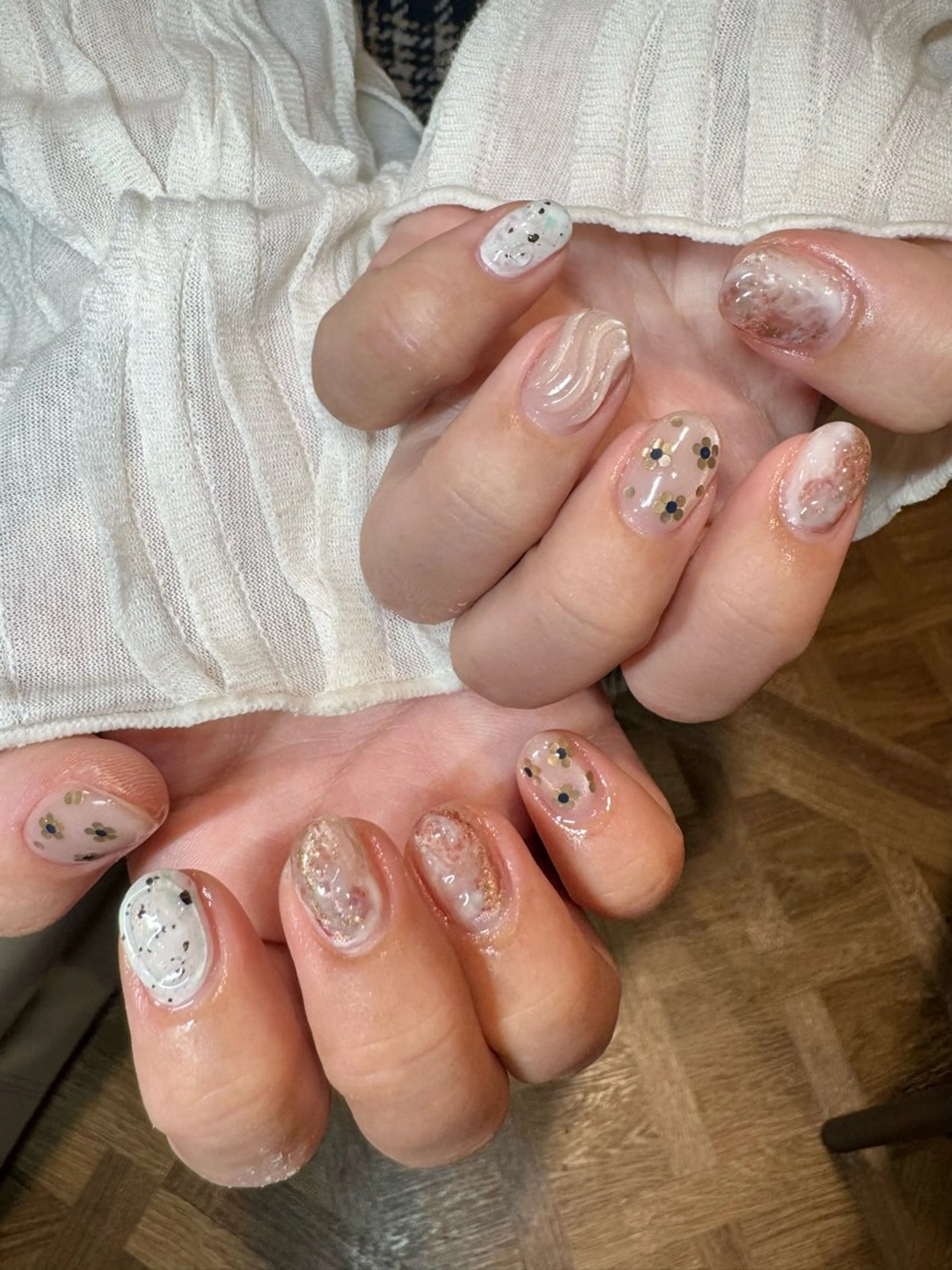 オフ無し　ショートネイルお任せニュアンス10本デザインコース🔹の写真