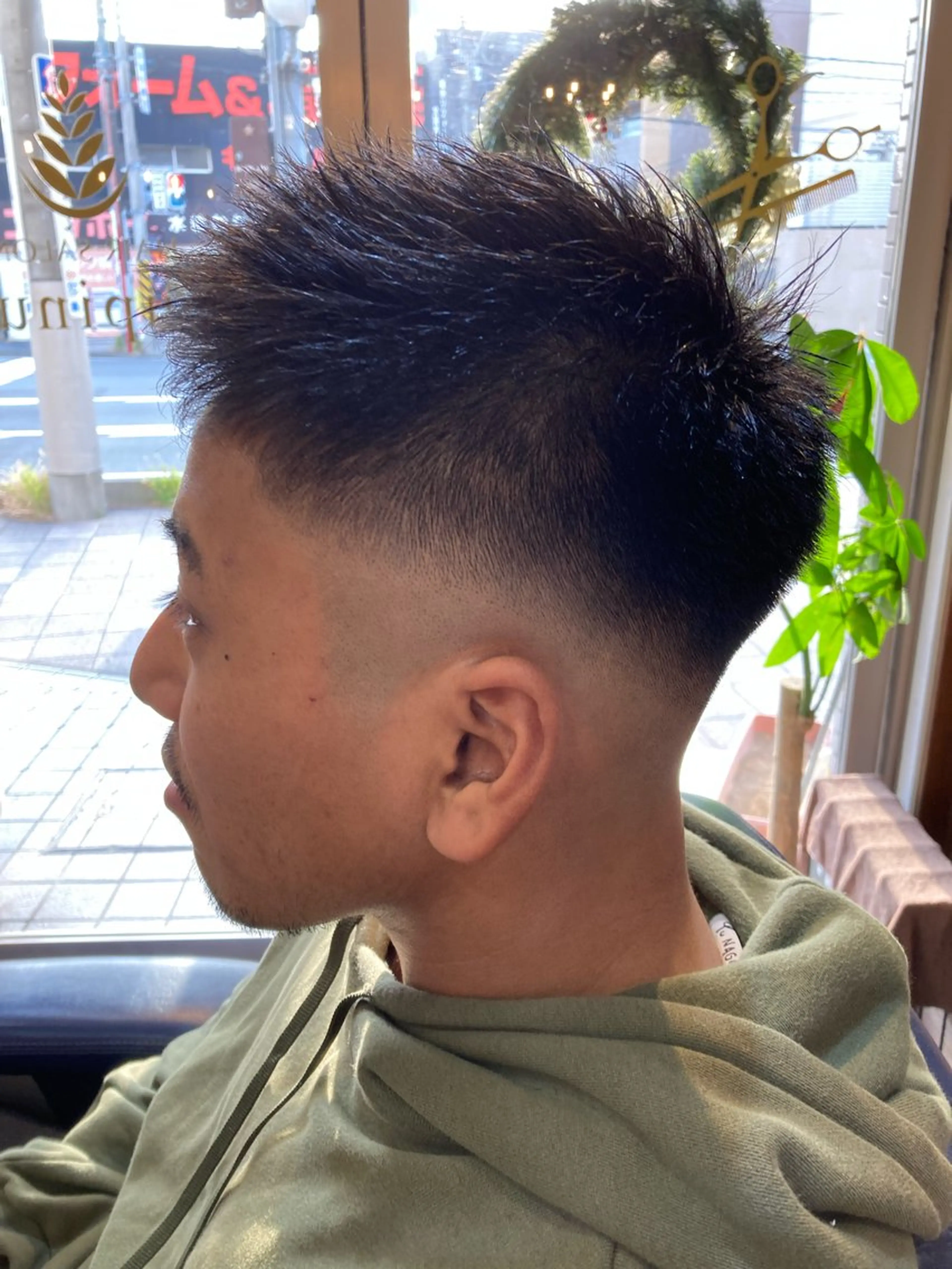 ショート メンズ フェードカット スキンフェード ルピナス中田店長 山口大地のヘアスタイル