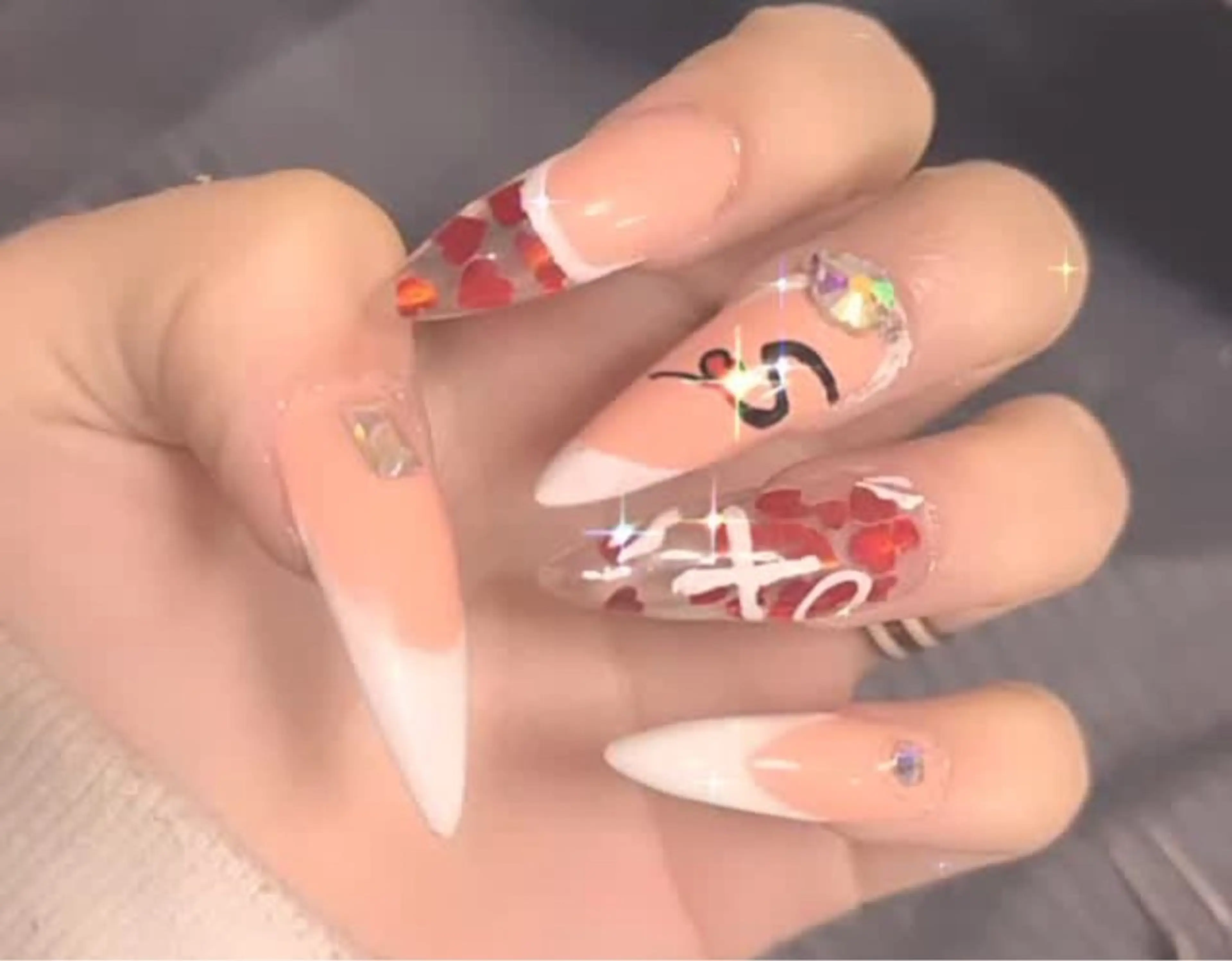 ネイル バレンタイン Anela所属・Anela 広島ハンドケアサロンのエステ・リラクイメージ