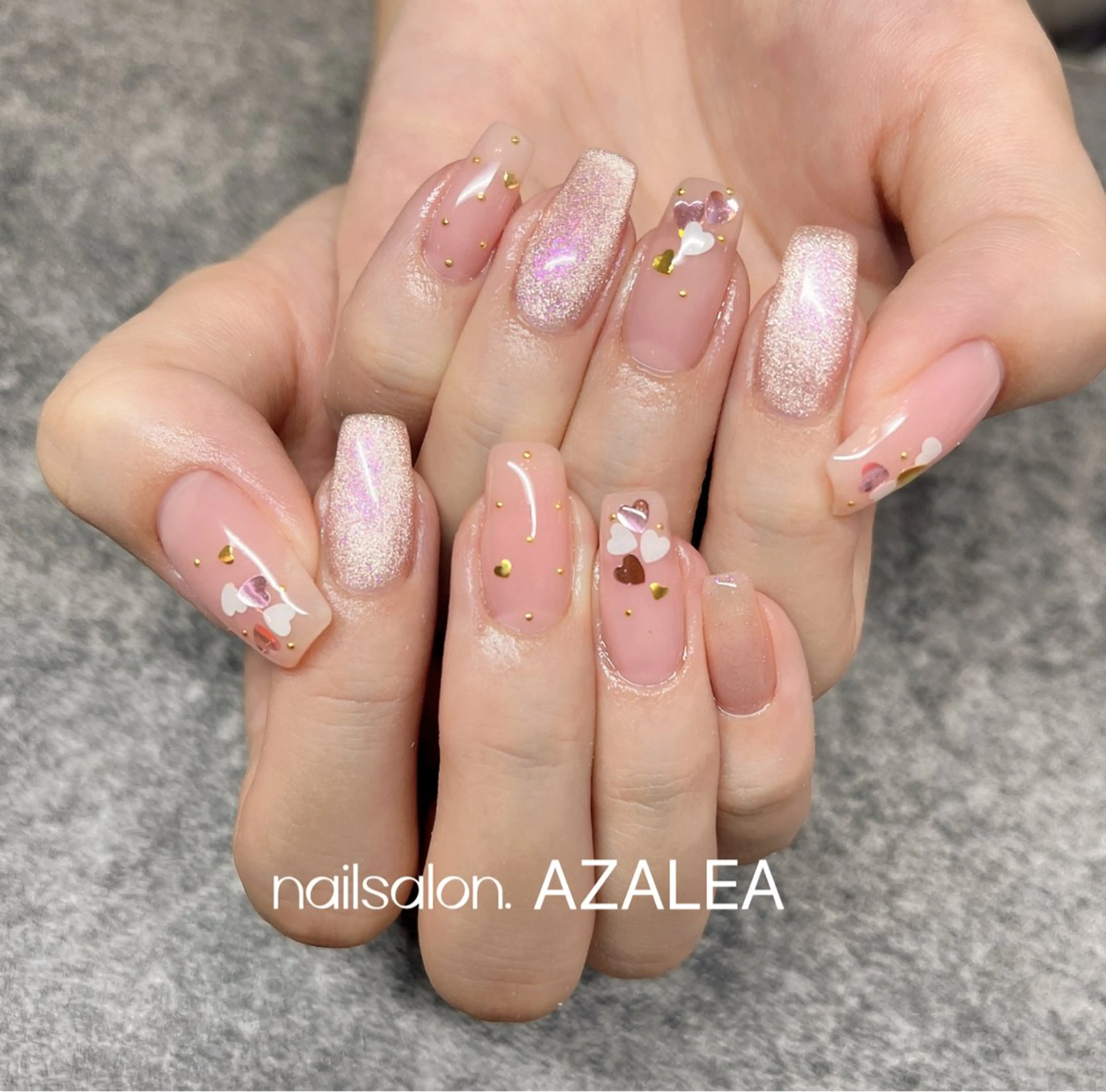 ネイル R inのネイルデザイン