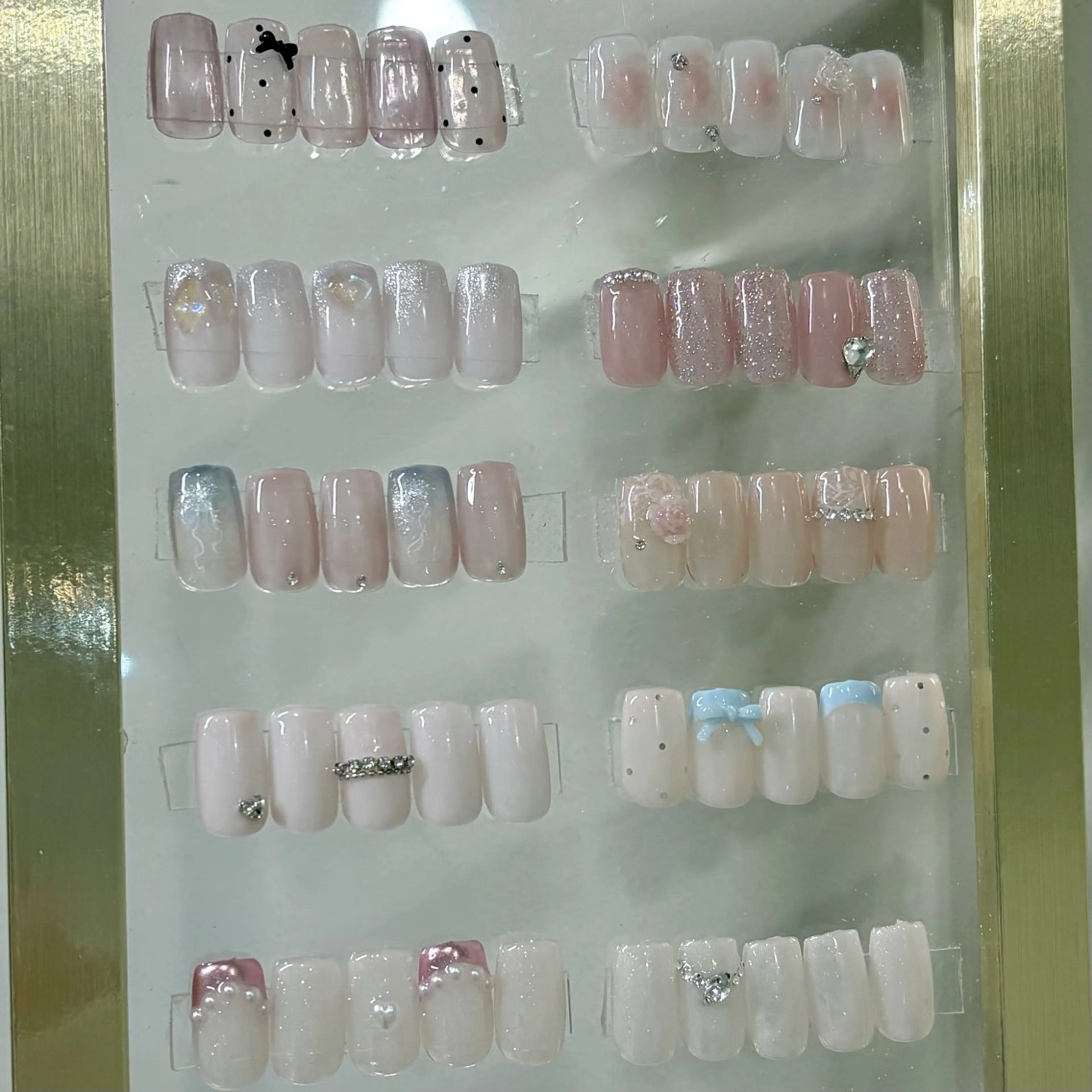 【ご新規様限定】ガーリーデザイン🍓(オフ込み)の写真