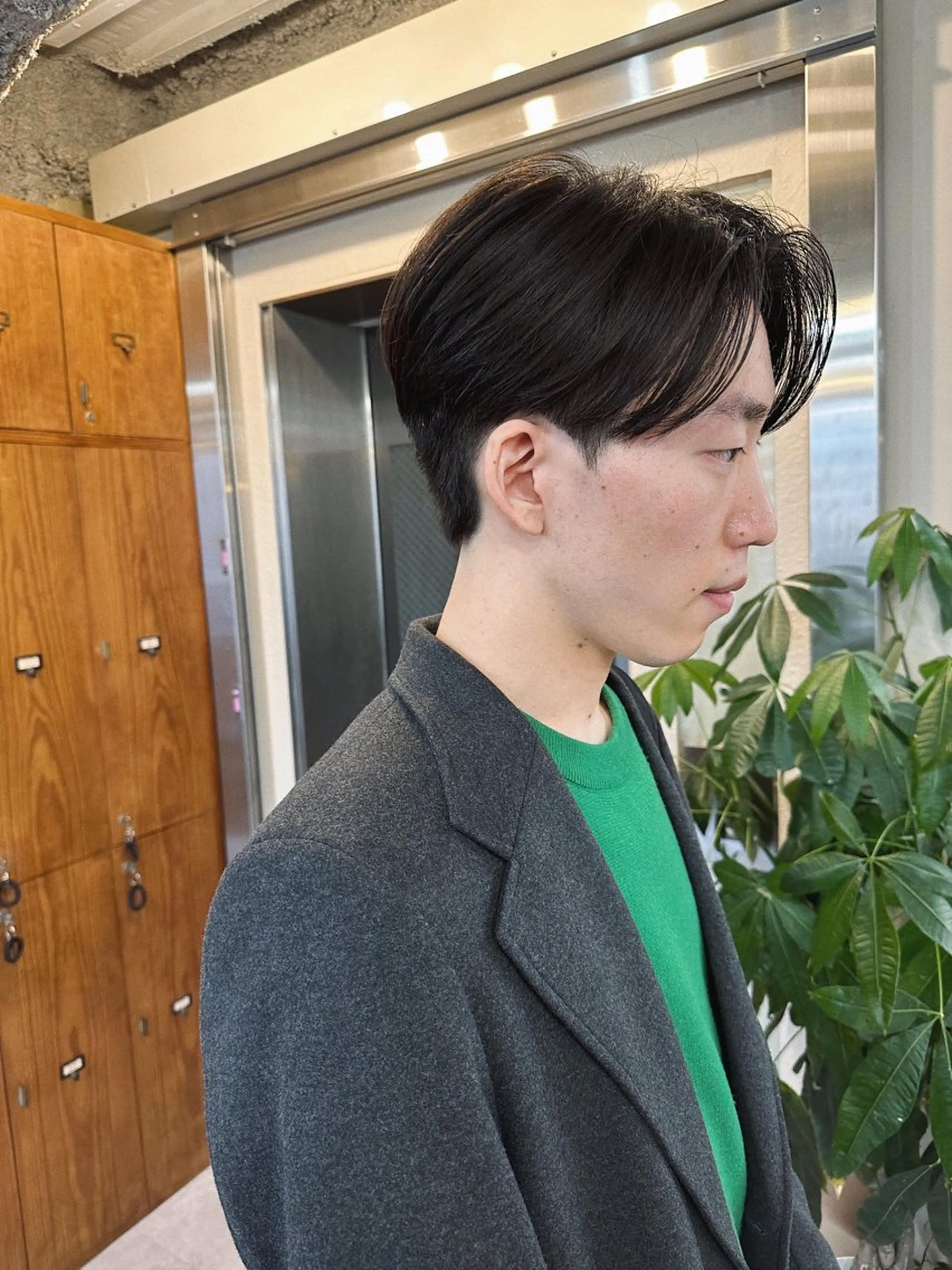 【髪質改善】骨格補正＋前髪縮毛矯正の写真