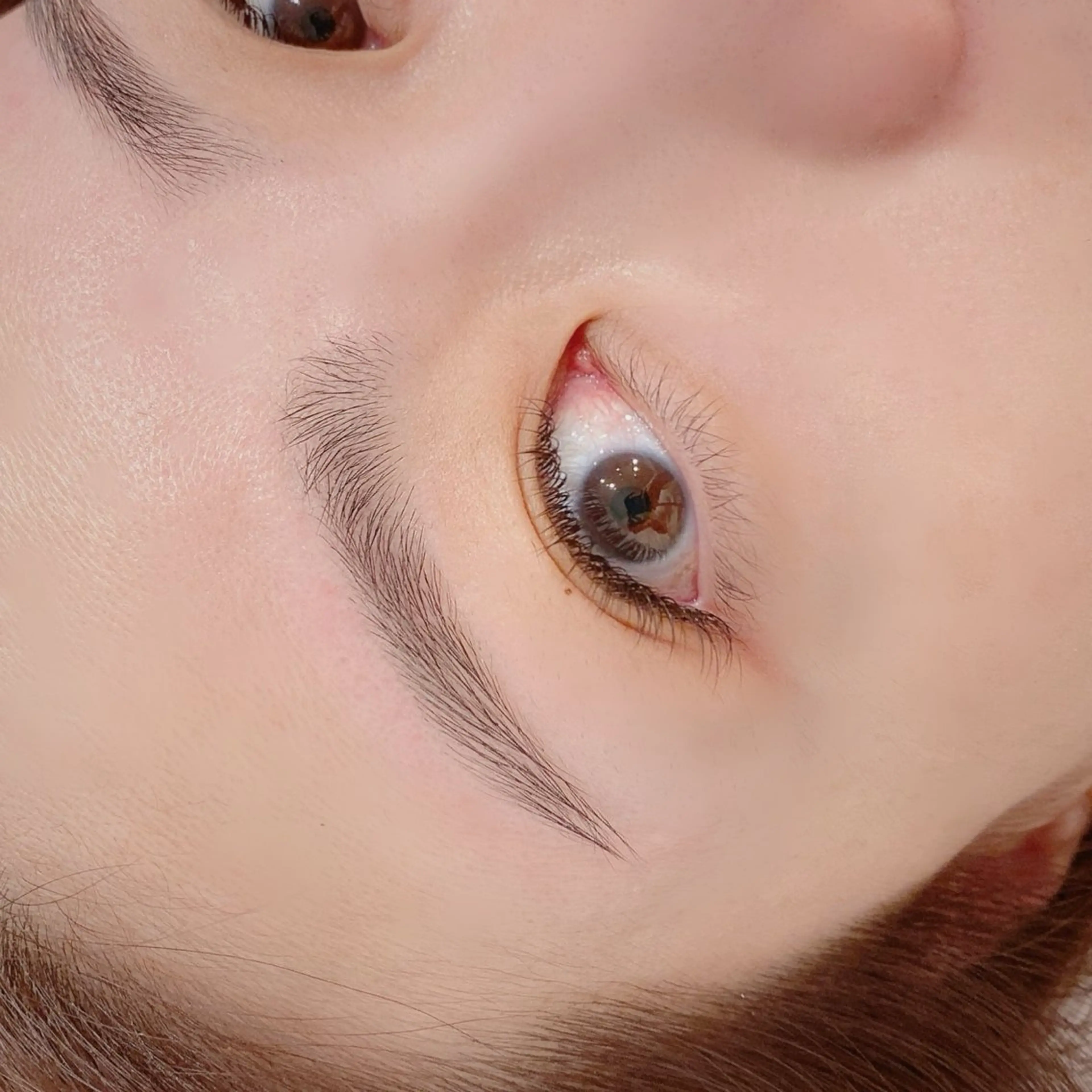 アイブロウ AKIKO 🌿の眉毛・アイブロウイメージ