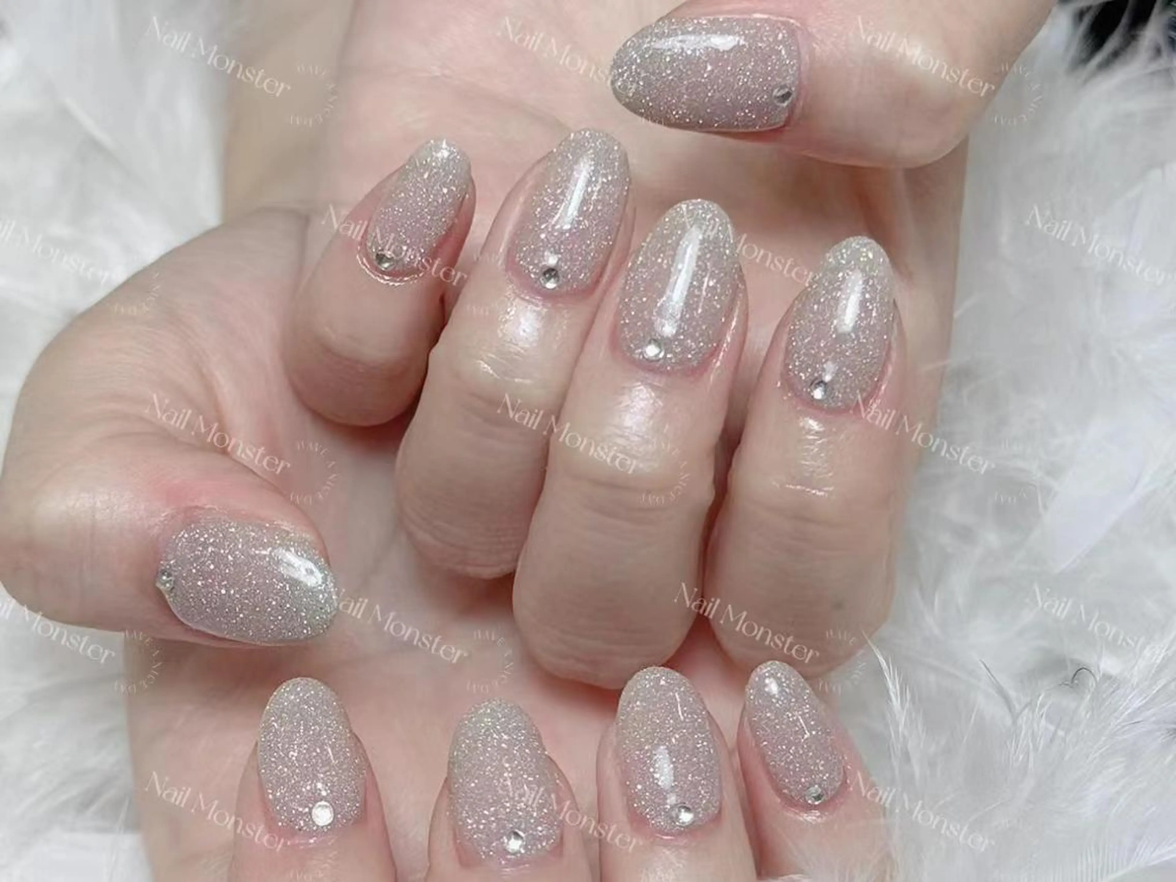 ネイル ストーンネイル ハンドネイル yu ri 🌹のネイルデザイン