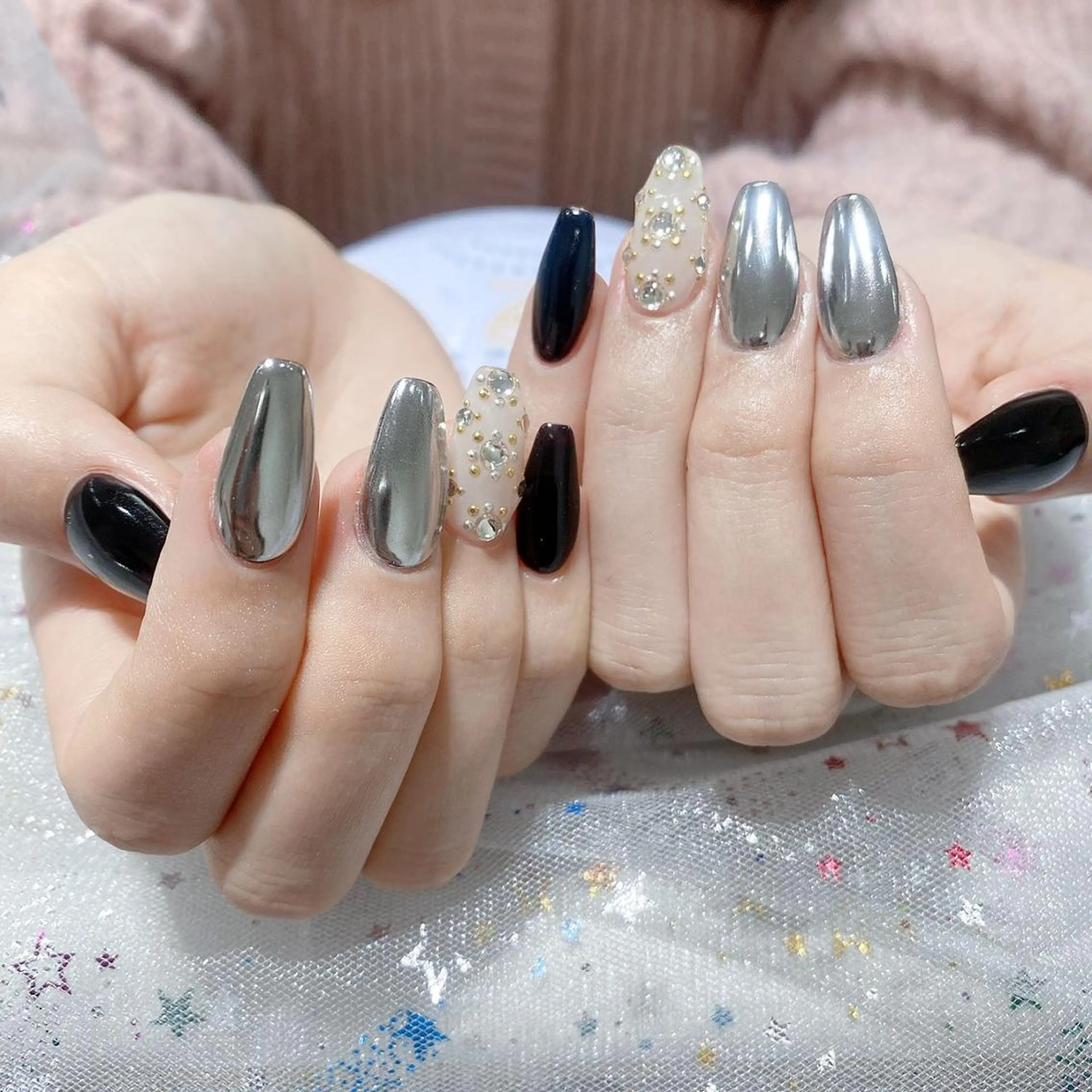 ネイル アートネイル 長さ出し ネイルチップ Queens momoのネイルデザイン