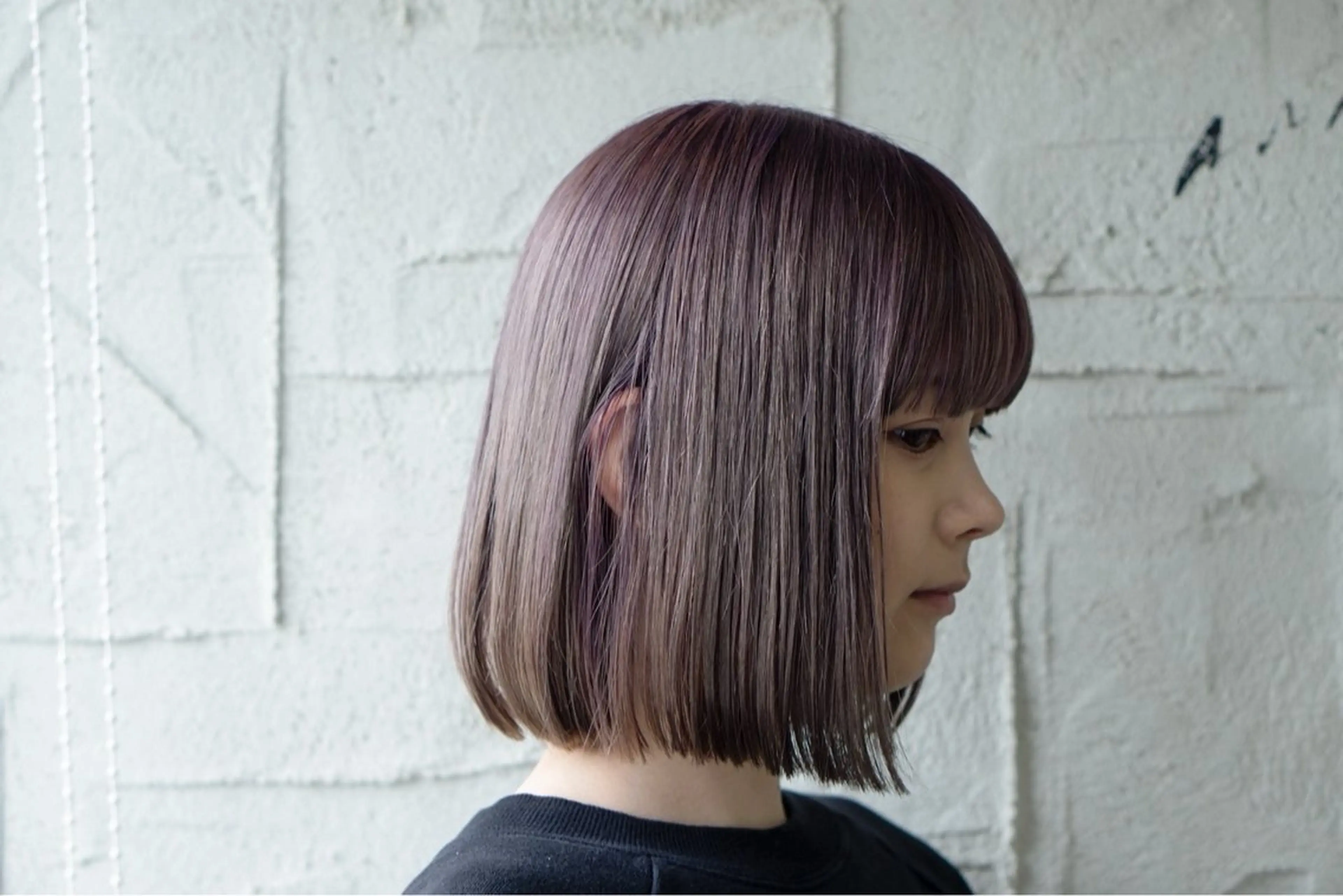 ショート カラー ベージュカラー ブリーチ パープルカラー ボブ 木村 南葵のヘアスタイル