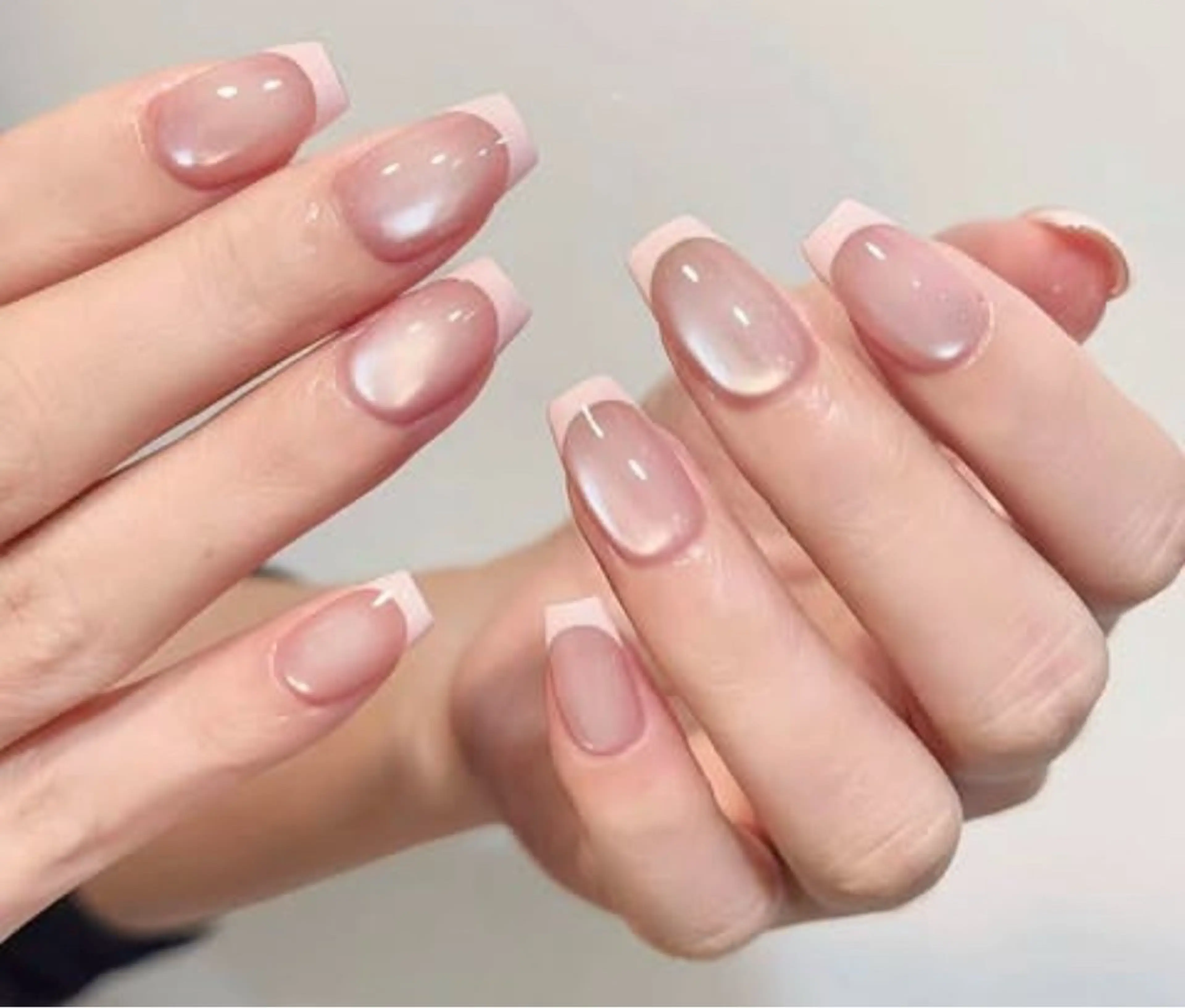 ネイル アートネイル オーロラネイル チークネイル フレンチネイル ガラスフレンチ ハンドネイル 🎀🎀YooLi Nail Salonのネイルデザイン