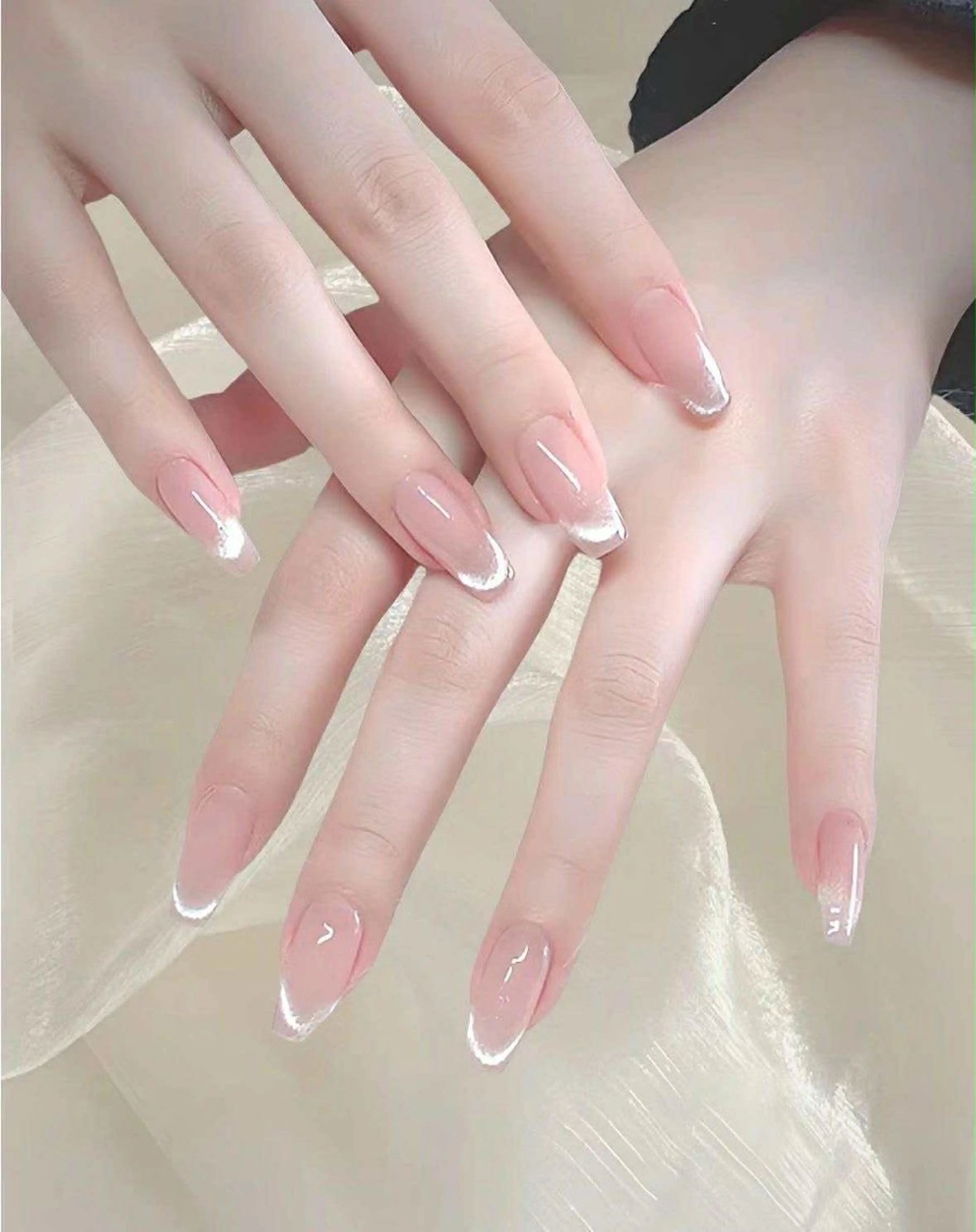 ネイル ハンドネイル T. Leeのネイルデザイン