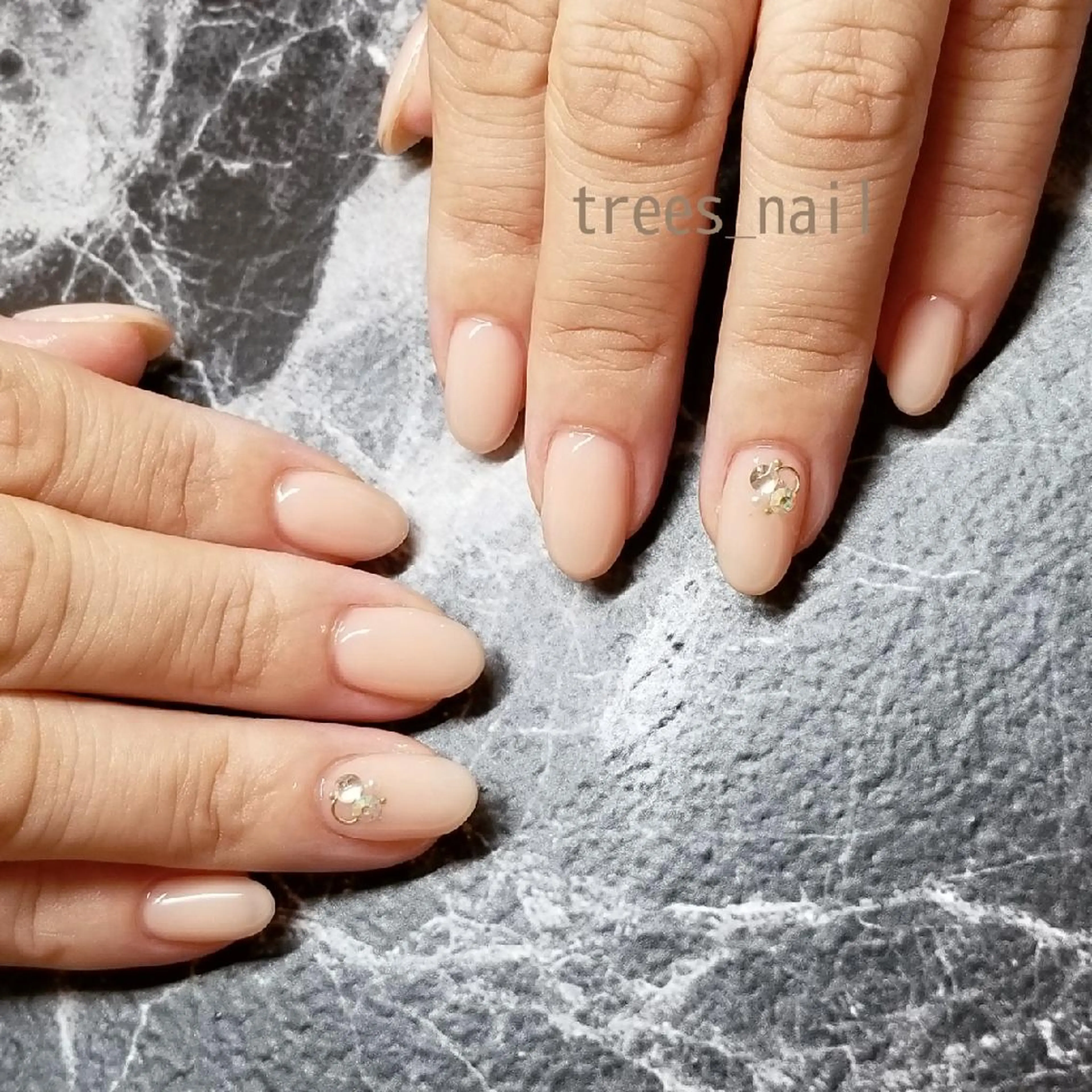 ネイル ワンカラーネイル trees_ nailのネイルデザイン