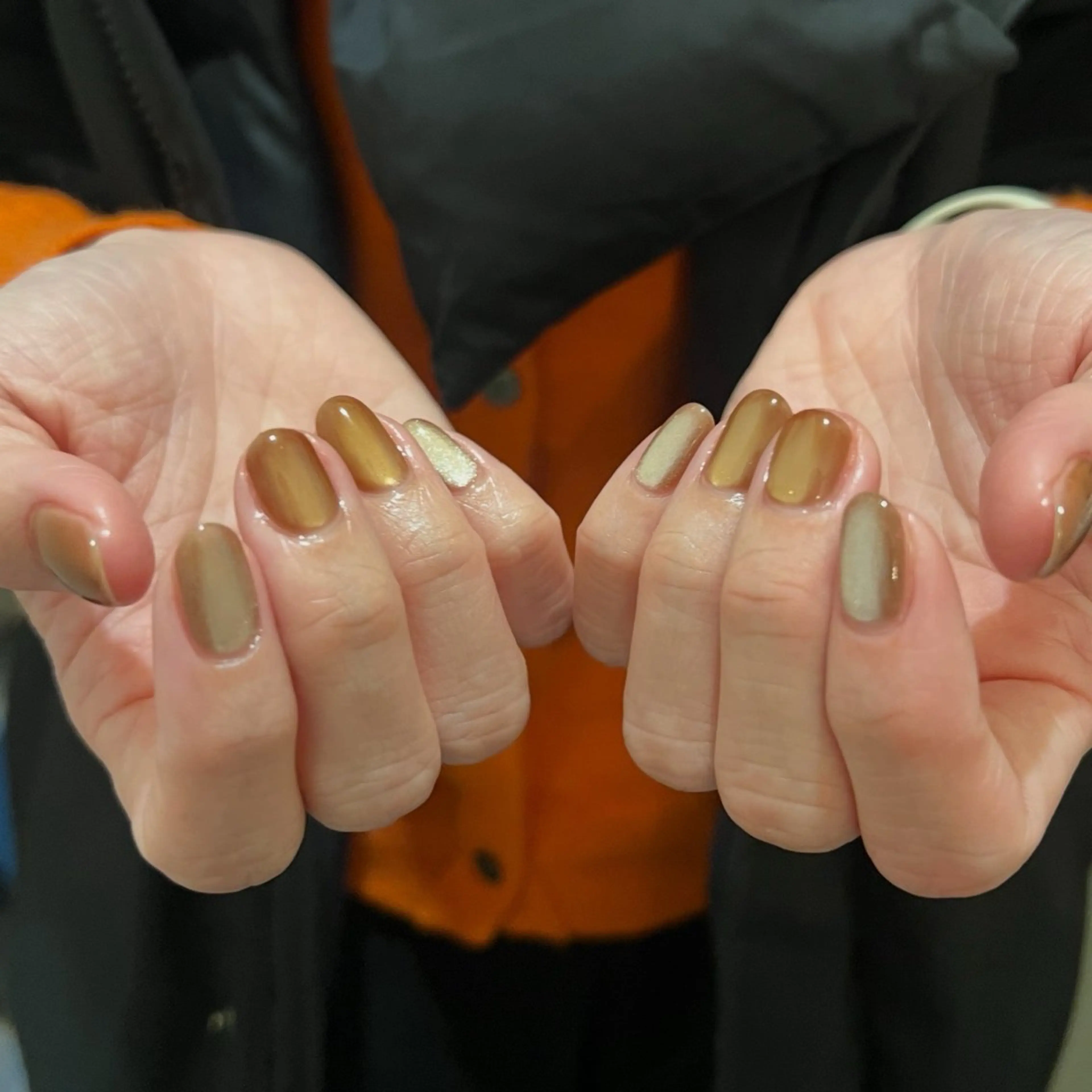 ネイル フラッシュネイル マグネットネイル オレンジ urun eriのネイルデザイン