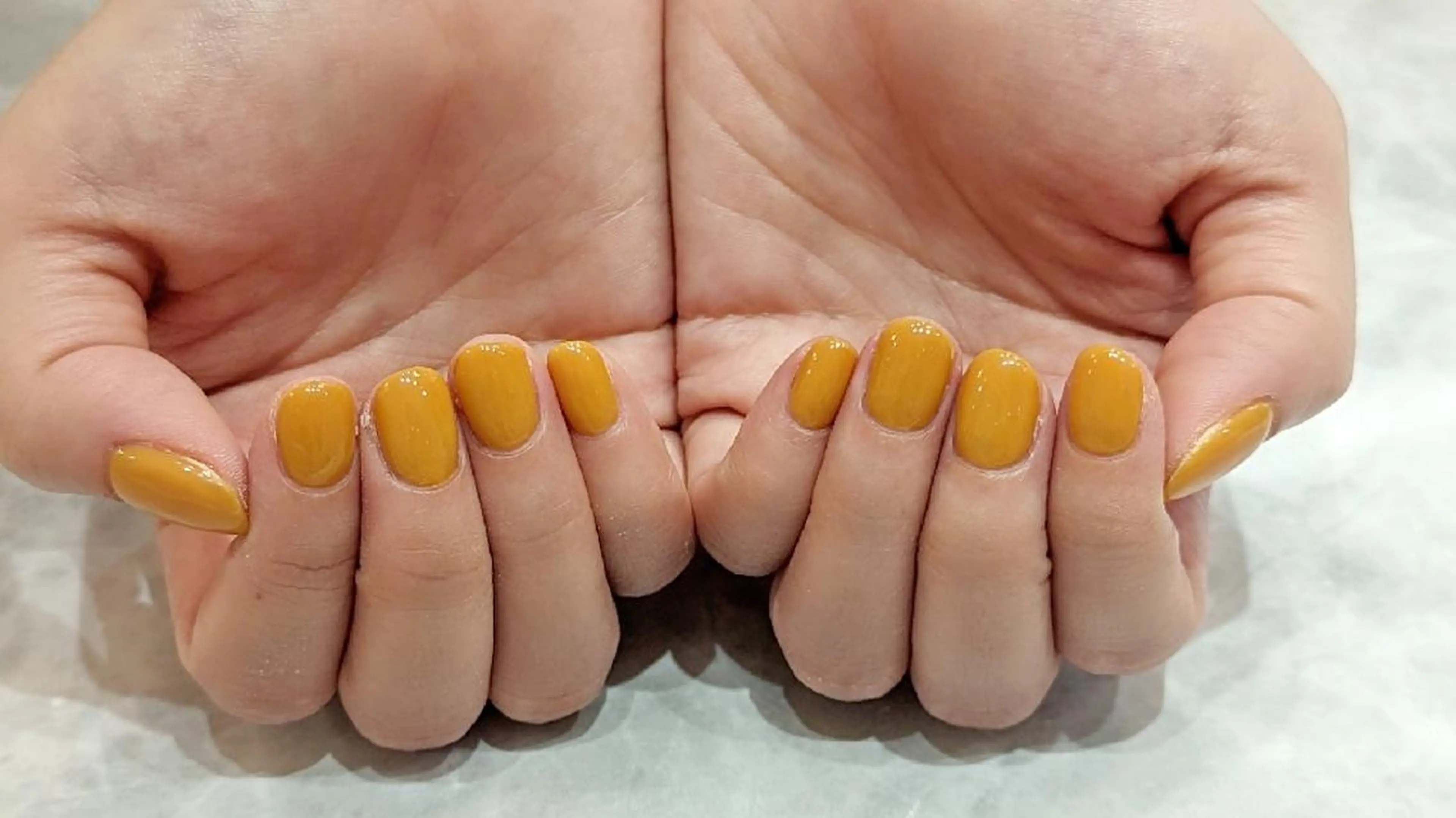 ネイル ワンカラーネイル オレンジ ハンドネイル 片桐 祥子のネイルデザイン