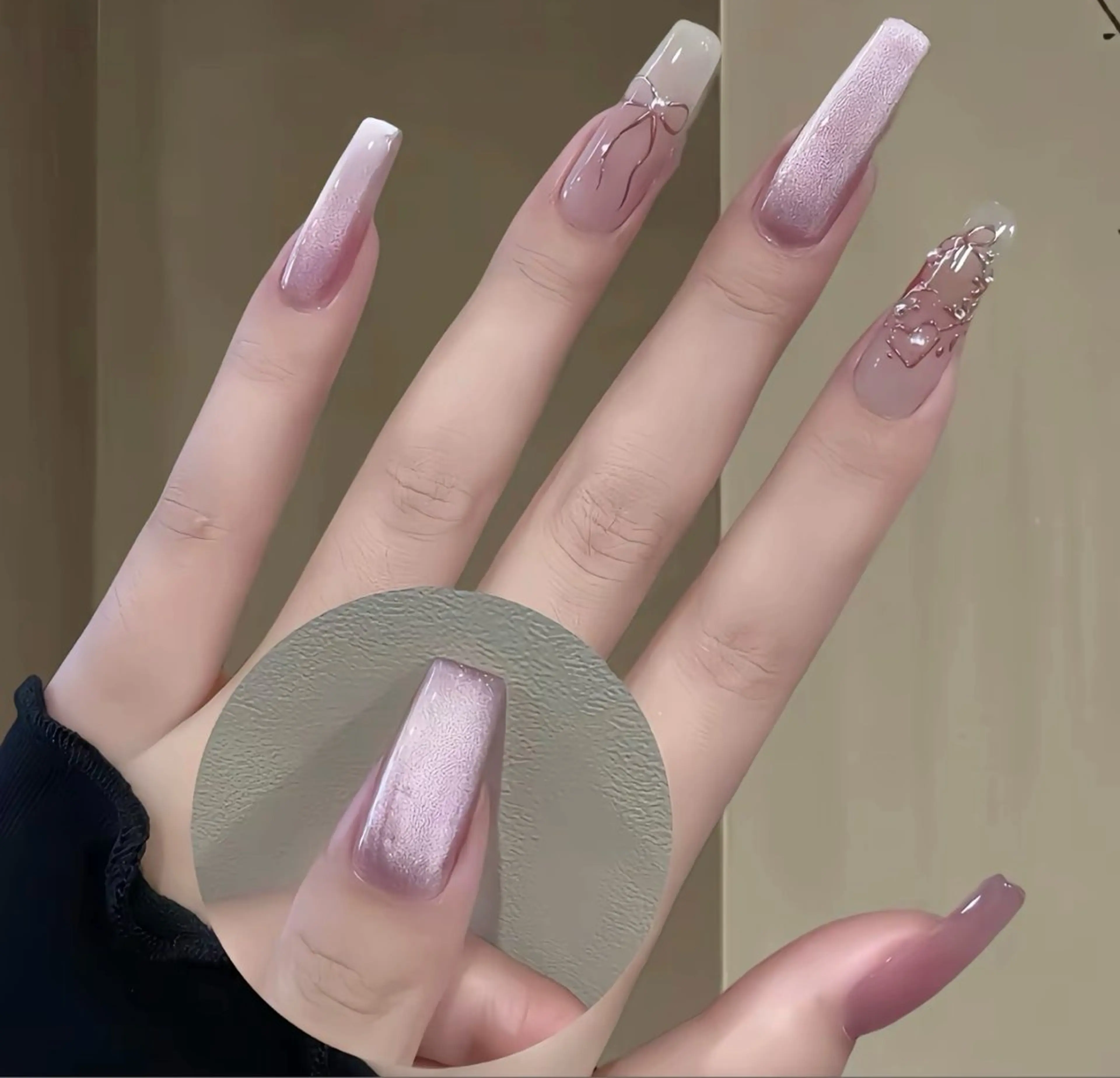 ネイル LEDアイラッシュ ∩_∩アオイのマツエク・マツパデザイン