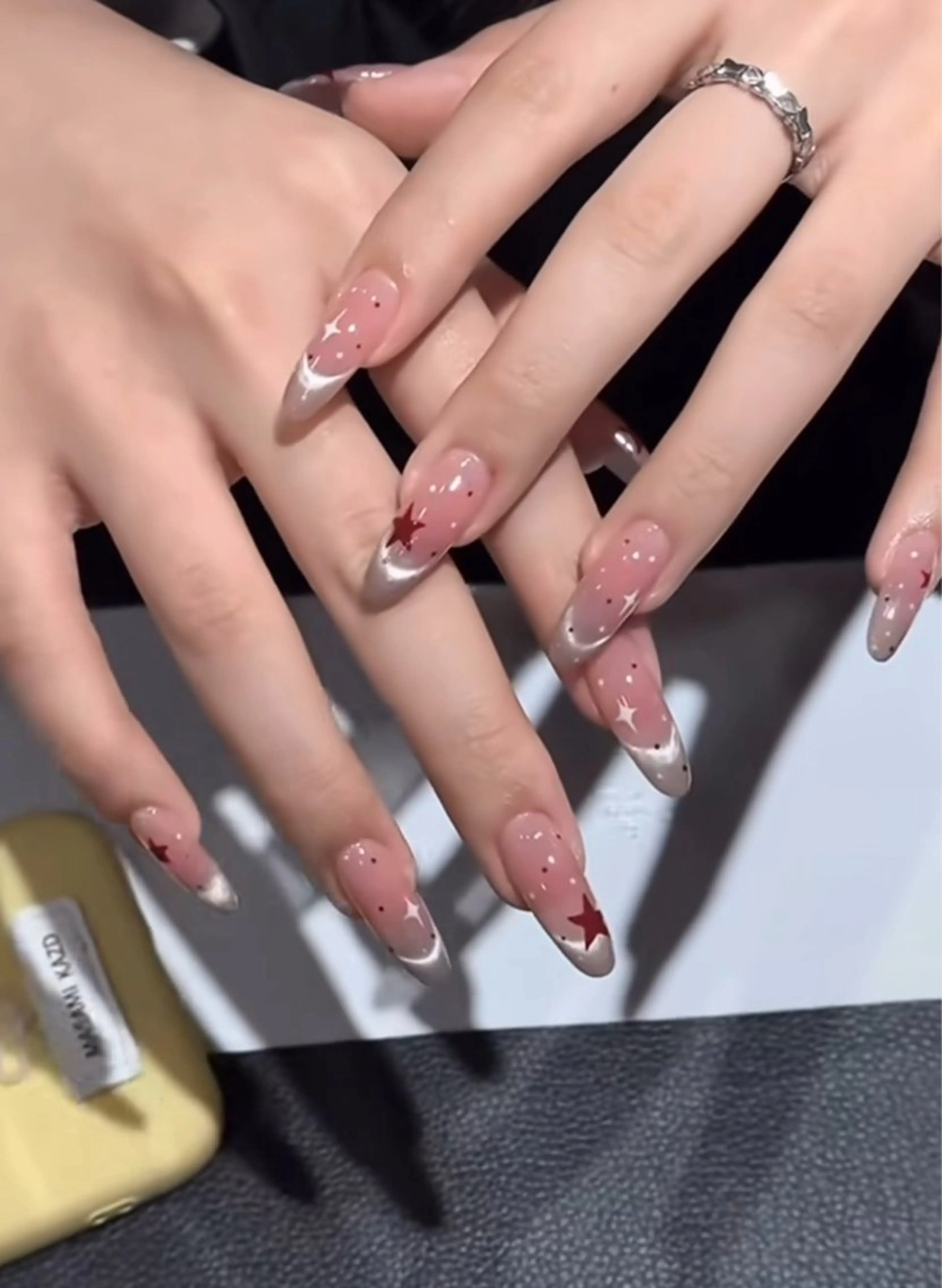 ネイル アートネイル フレンチネイル ジェルネイル キラキラネイル ニュアンスネイル ハンドネイル Ryu Nail Studio所属・Ryu Nail YukiChanのネイルデザイン