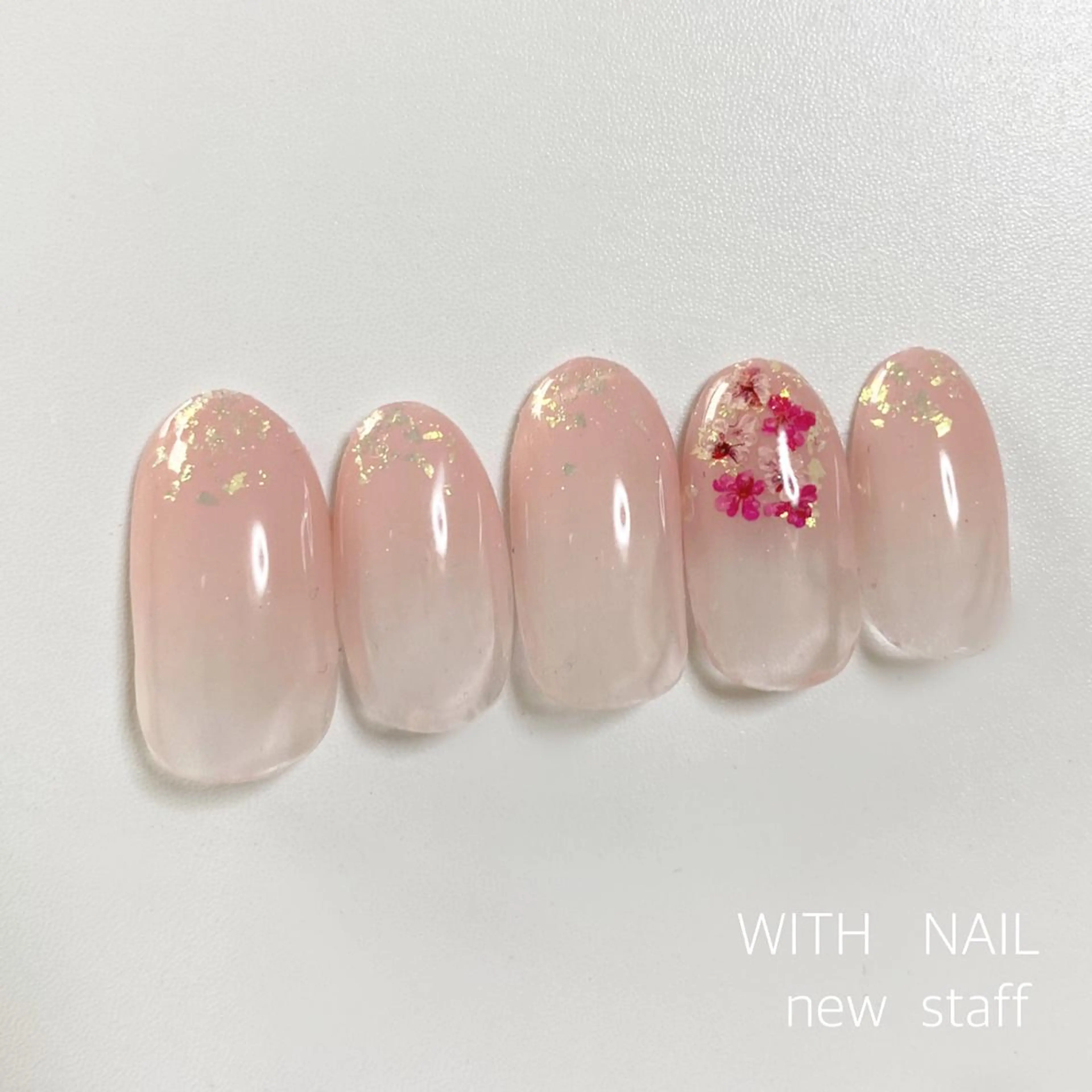 ネイル WITH  NAIL ネイリストのネイルデザイン