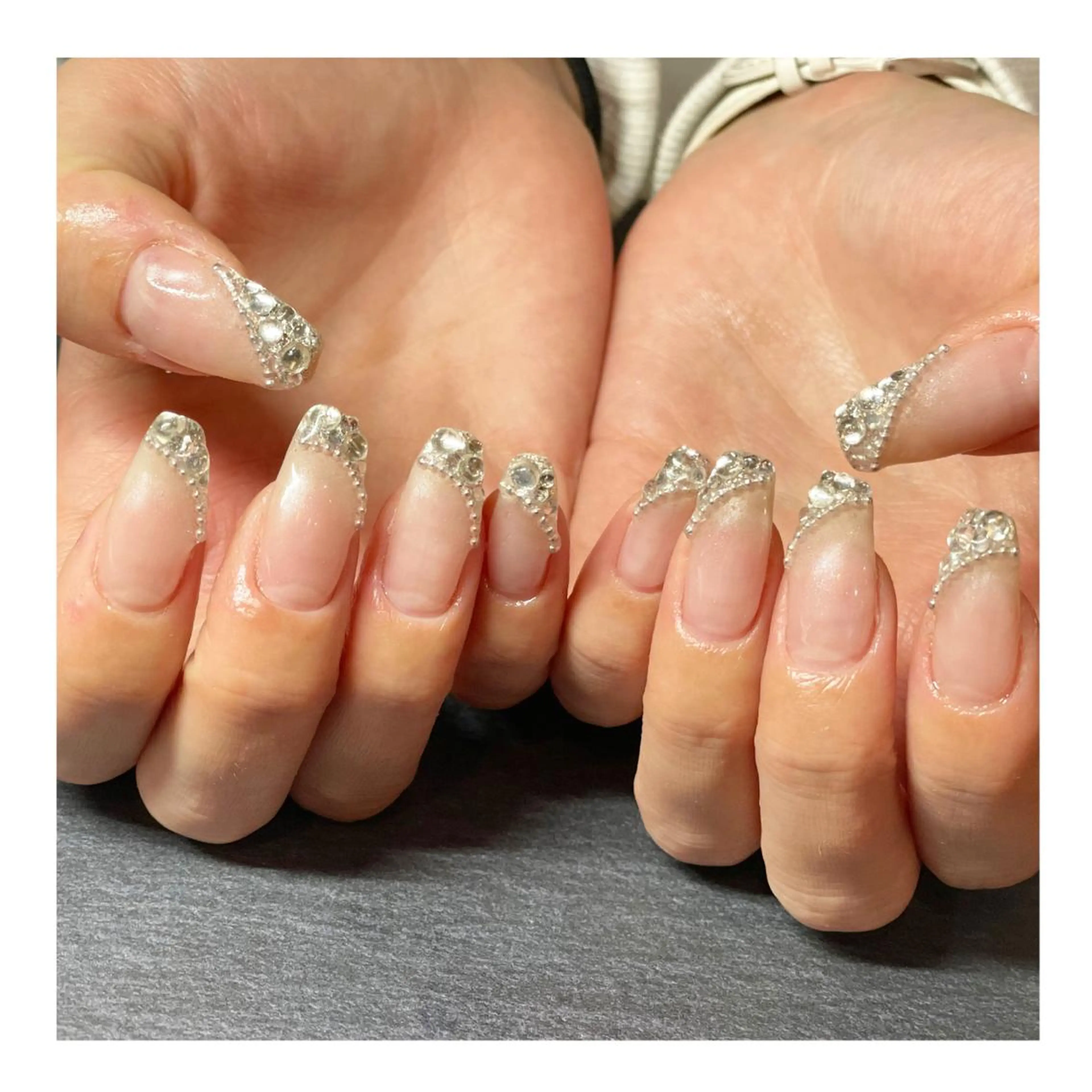 ネイル フレンチネイル ジェルネイル キラキラネイル ストーンネイル ハンドネイル LaLa Peach 福岡のマツエク・マツパデザイン