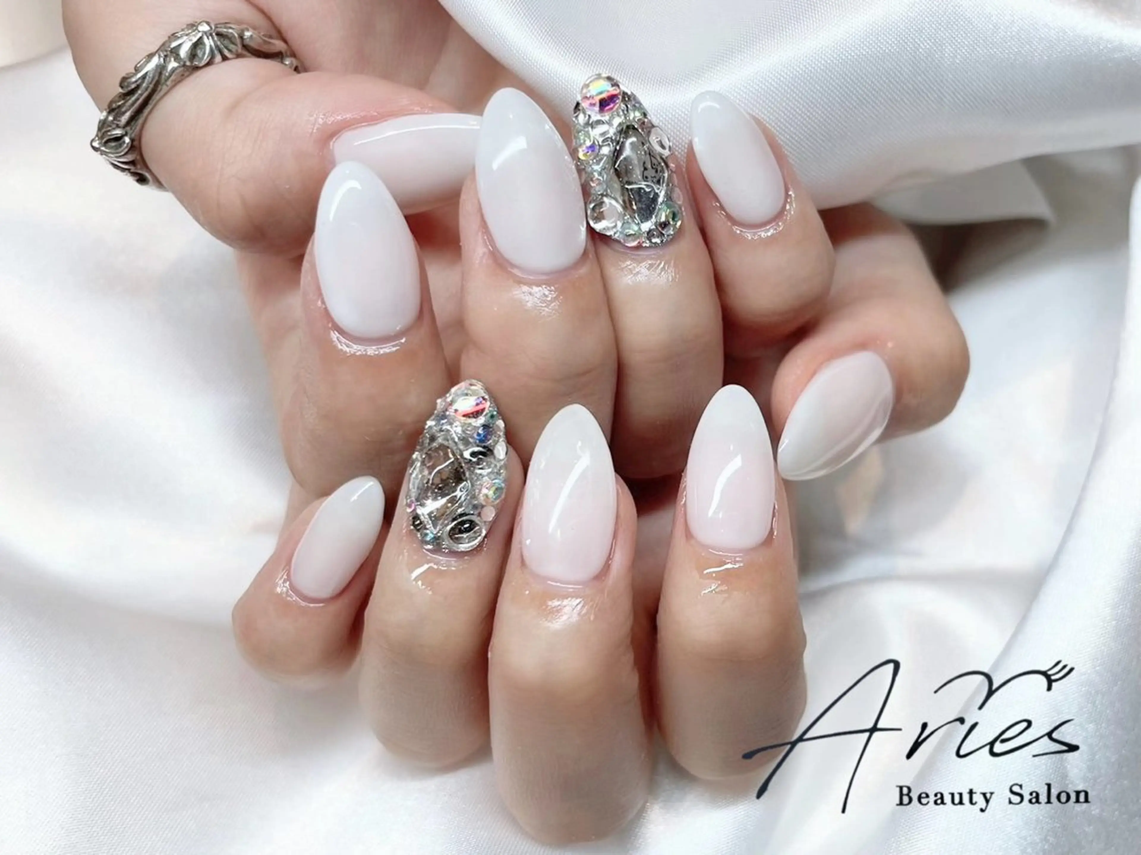 ≪オフ込≫持ち込みOK!2本アートやり放題💅🏻パラジェル変更＋¥550✨の写真