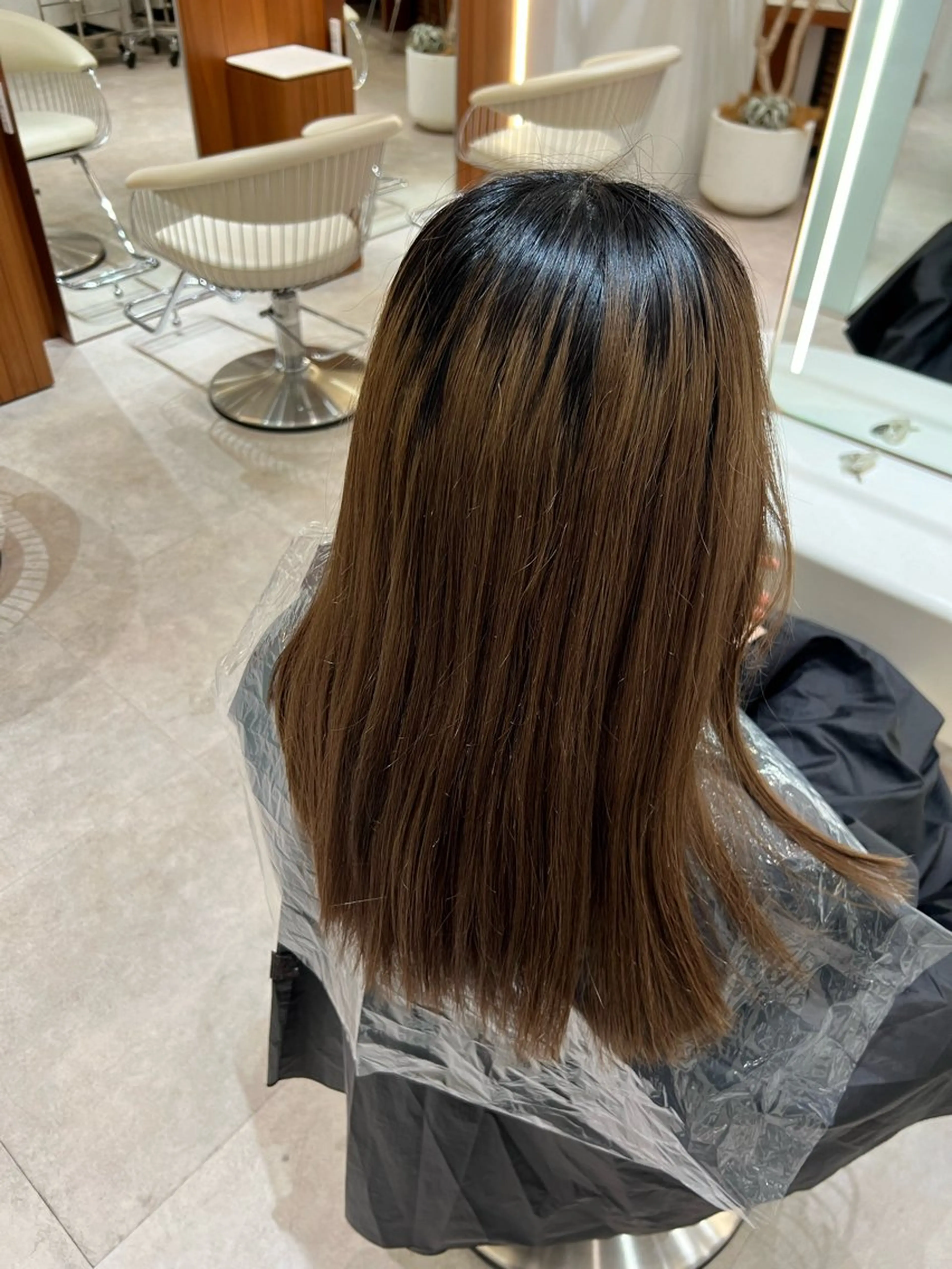 ミディアム カラー ✨髪質改善 縮毛矯正 艶髪 立川 コウキ✨のヘアスタイル