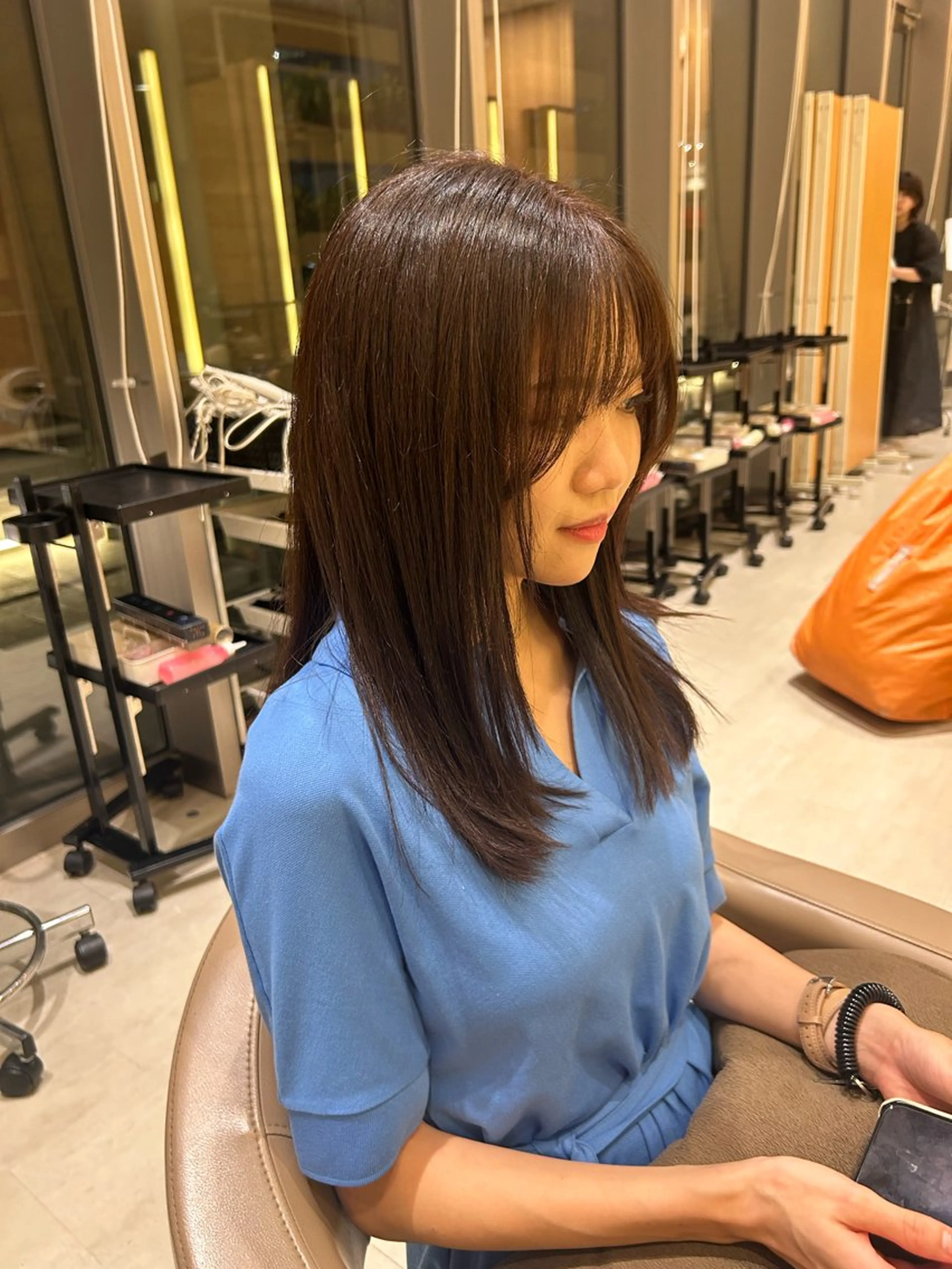 ロング レイヤーカット UNIXマークイズみなとみらい所属・上杉 茉広のヘアスタイル