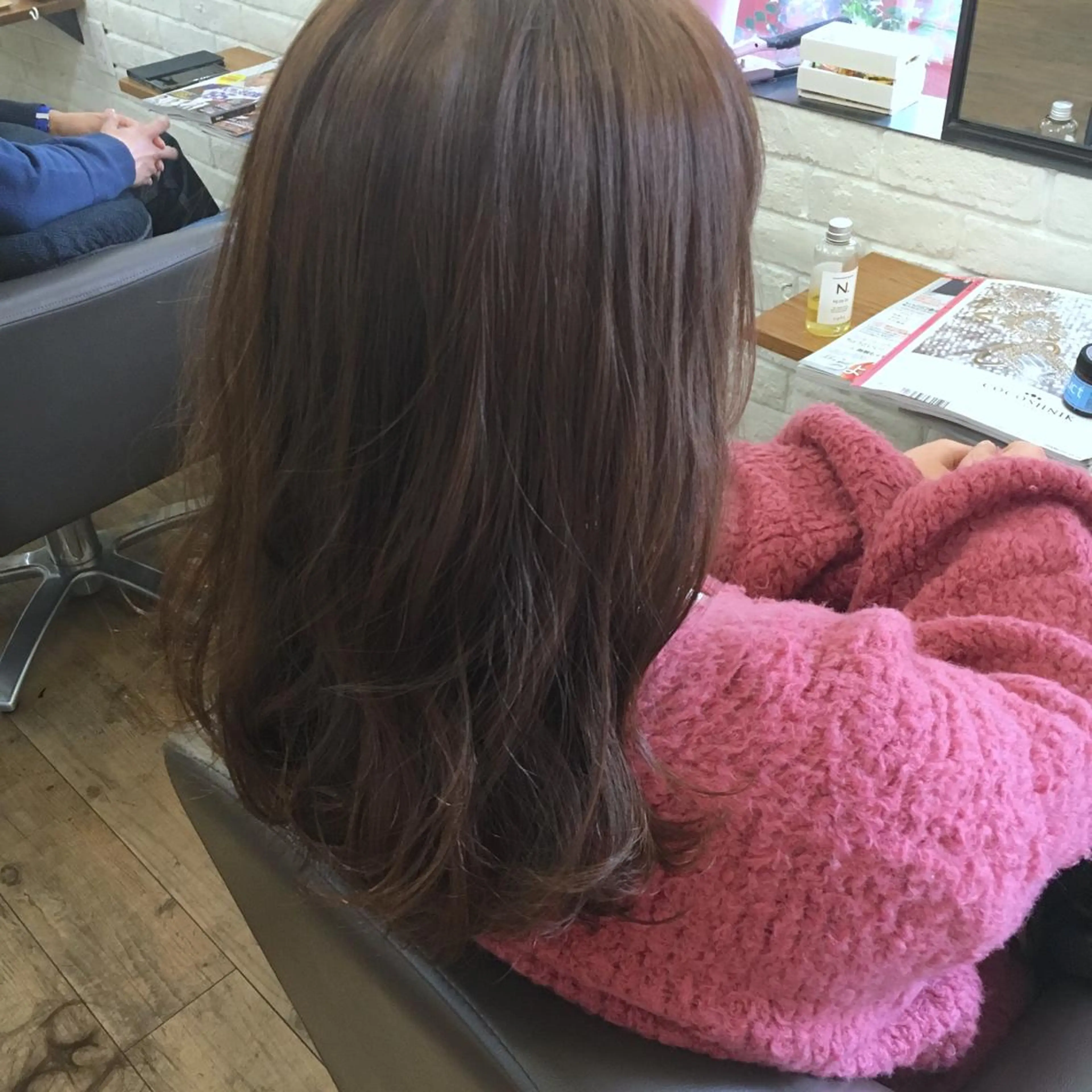 セミロング カラー アディクシーカラー 上川 美幸のヘアスタイル