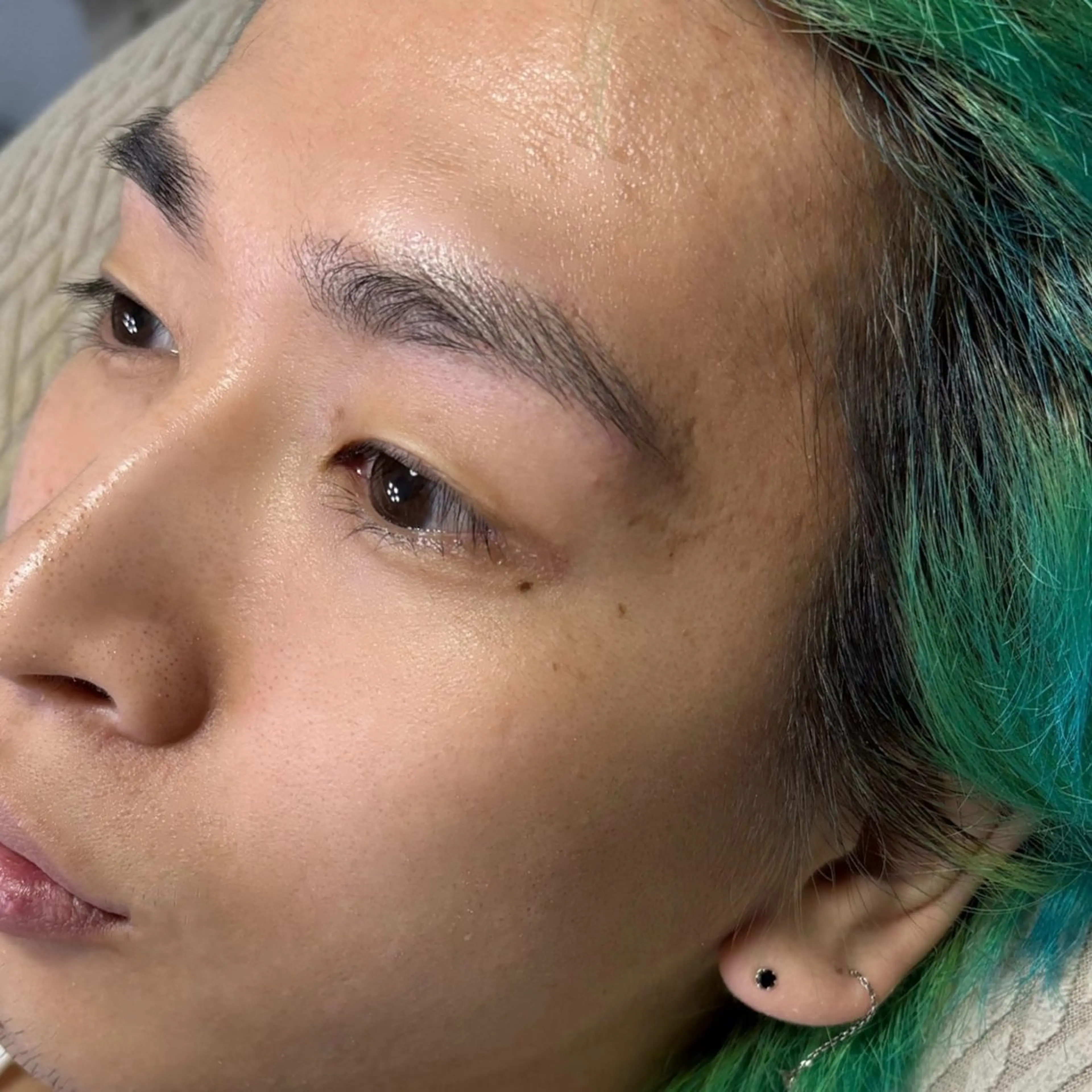 メンズ アイブロウ beside Yumiの眉毛・アイブロウイメージ