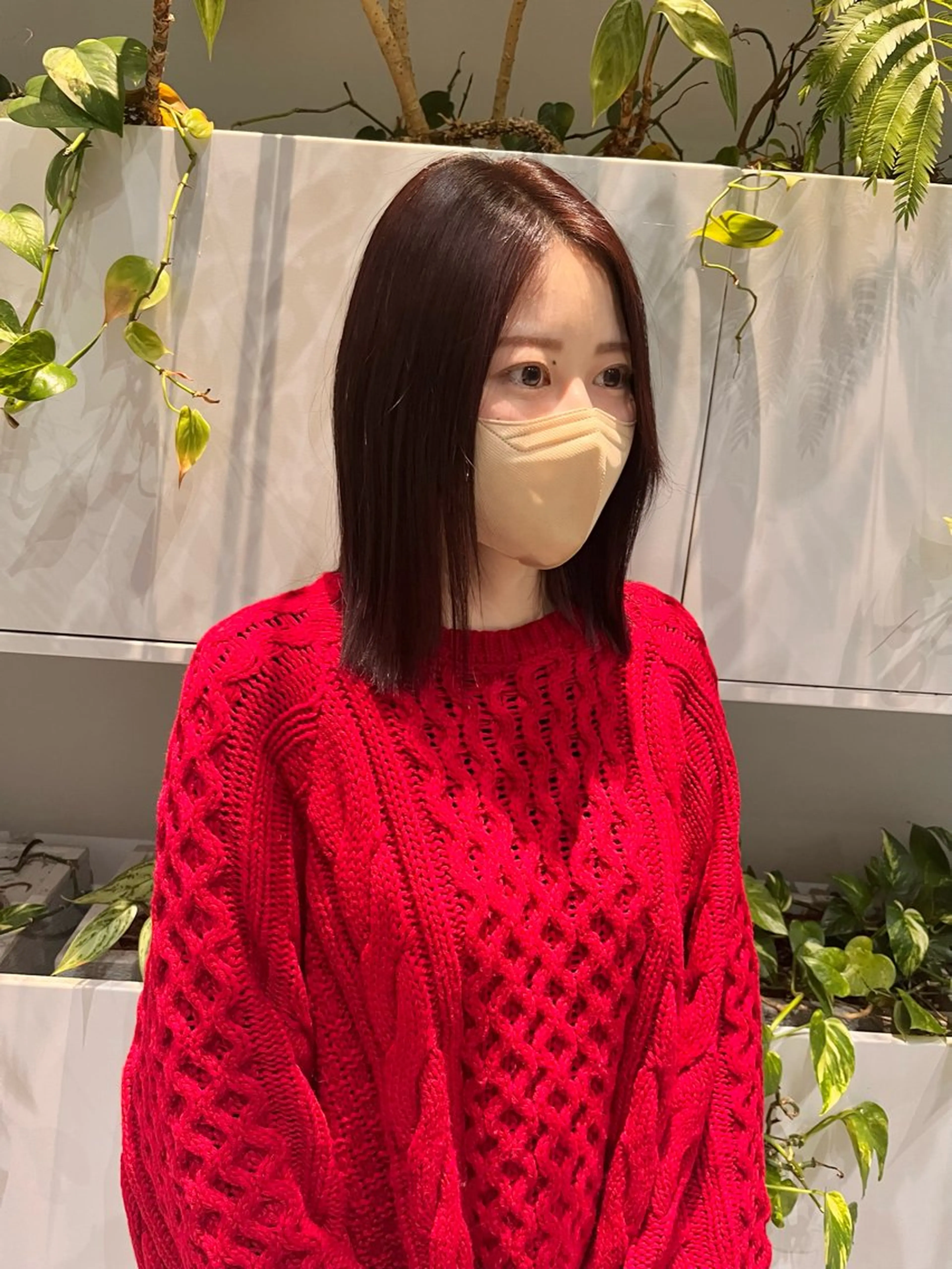 ミディアム カラー ピンクカラー レッドカラー カット ヘアカラー くさかみさき🌼暖色 /耳つぼ/オタク🌼のヘアスタイル