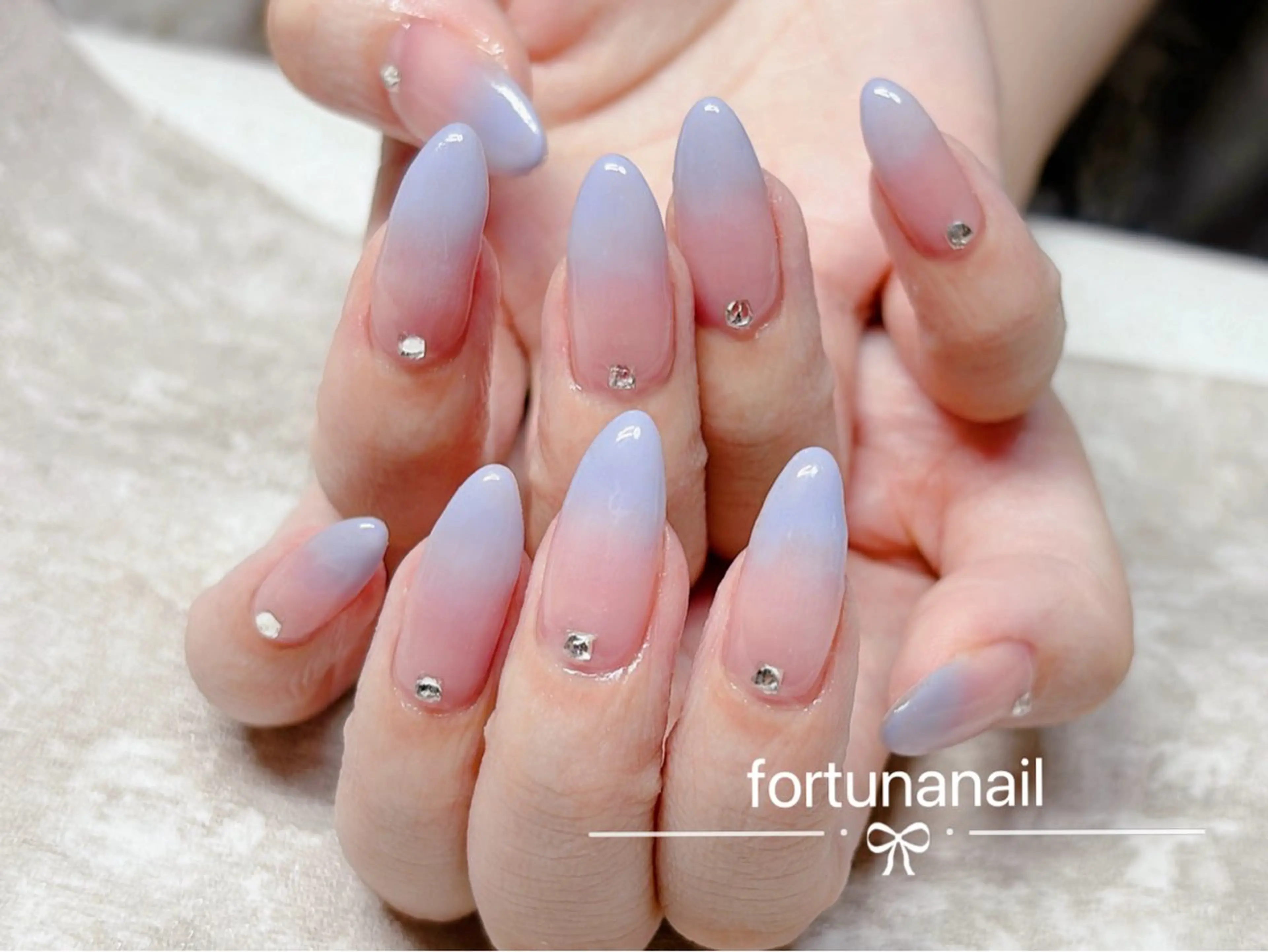 ネイル ハンドネイル ハンドケア Nail •Head スパFortunaのネイルデザイン