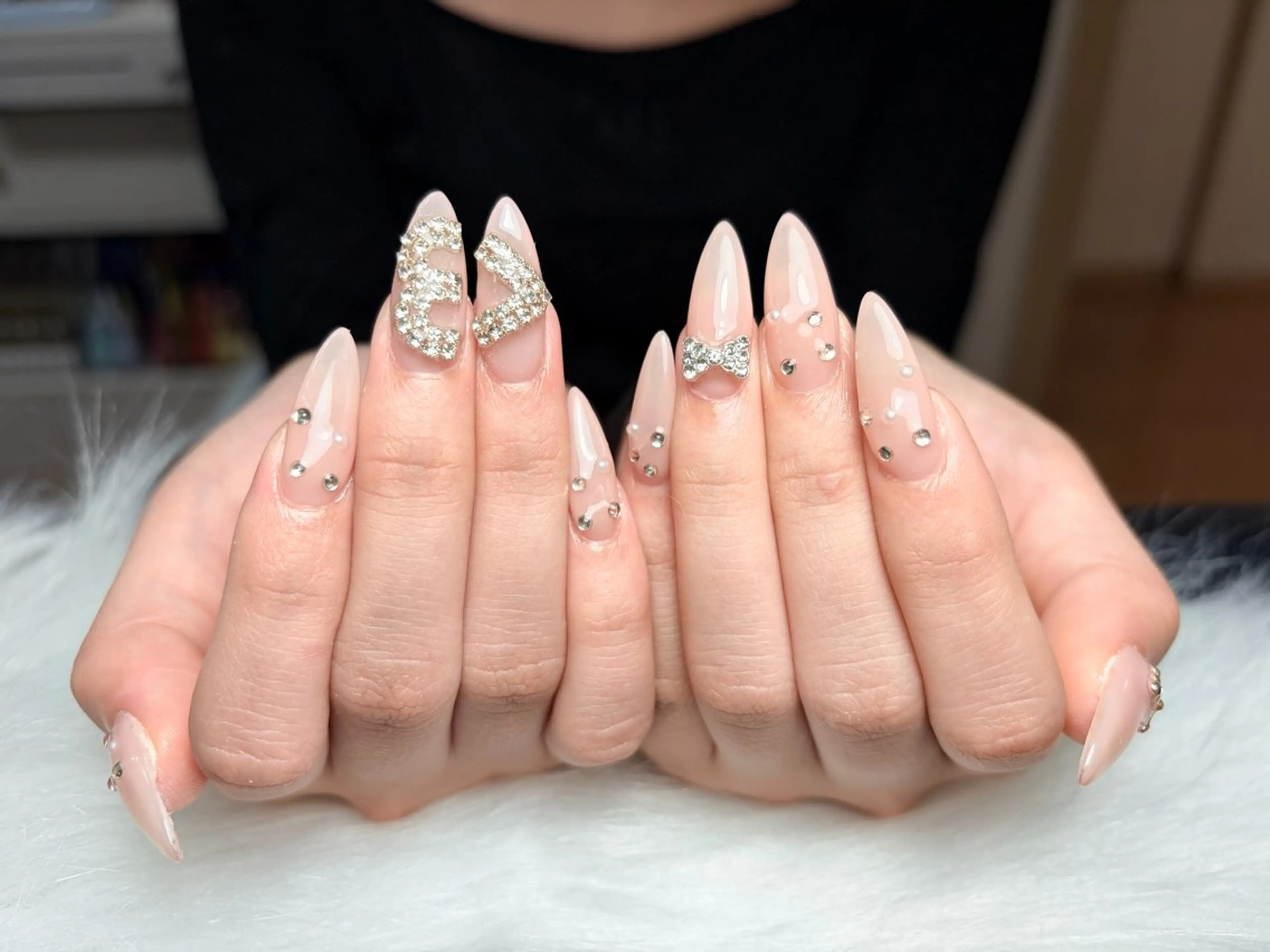 ネイル アートネイル 長さ出し ジェルネイル マグネットネイル ニュアンスネイル ハンドネイル Cloudy Chan Nailのネイルデザイン