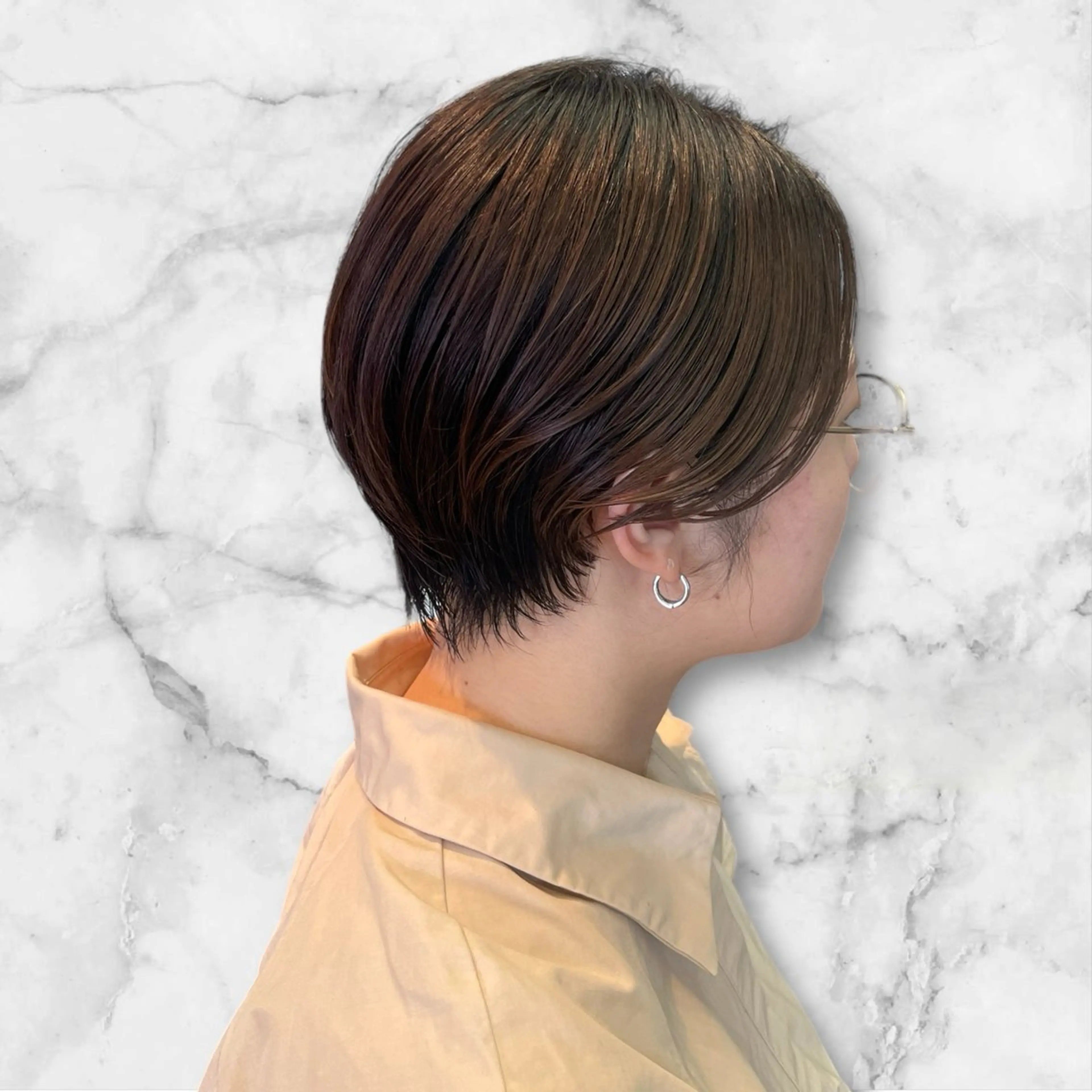 ミディアム セルバ所属・HIRORO ブリーチ/ハイトーンのヘアスタイル