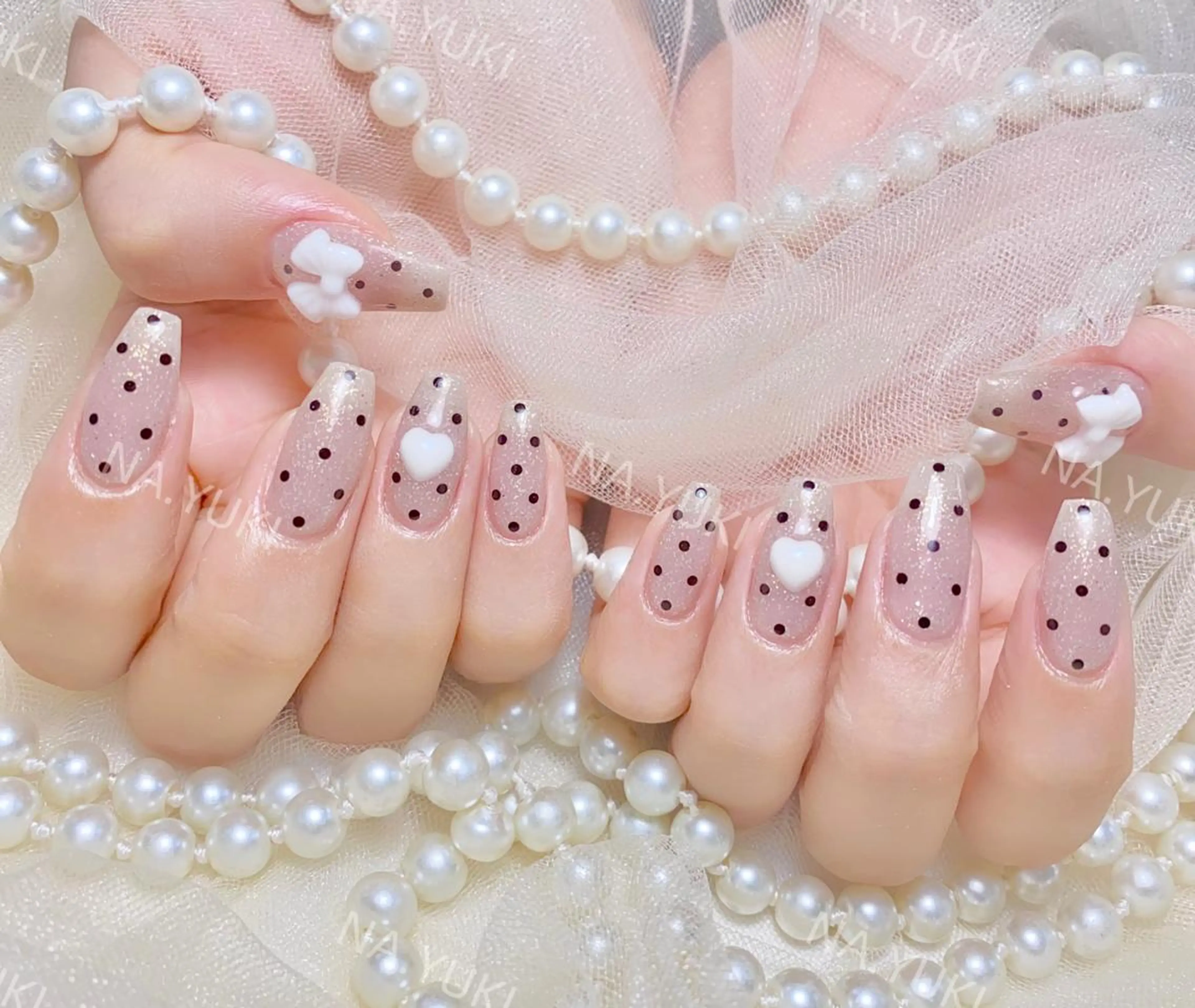 ネイル ハンドネイル ハンドケア 🌷 Mooning 🌷のネイルデザイン